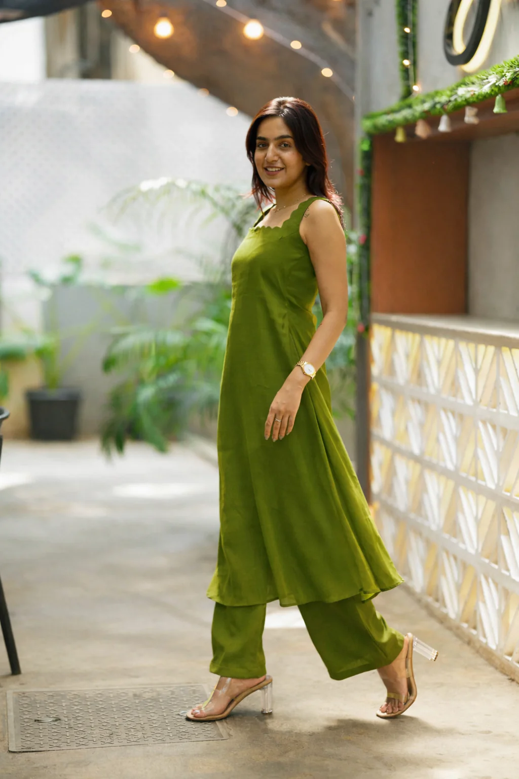 Aarna Green Kurta Set (Set of 2) - Image 4