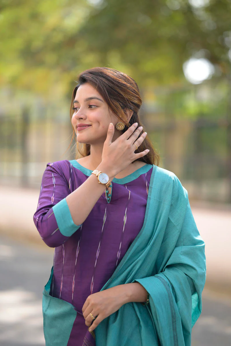 Akshita Violet - Image 3