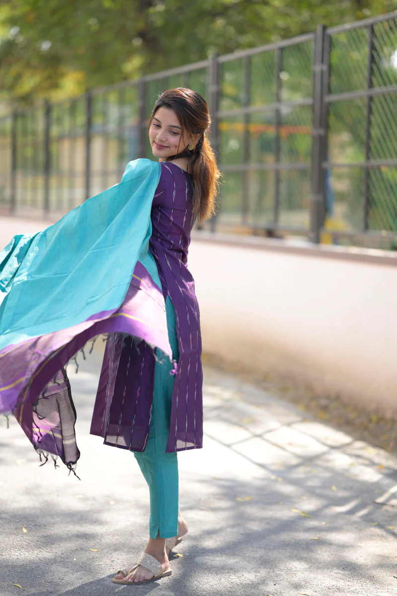 Akshita Violet - Image 7