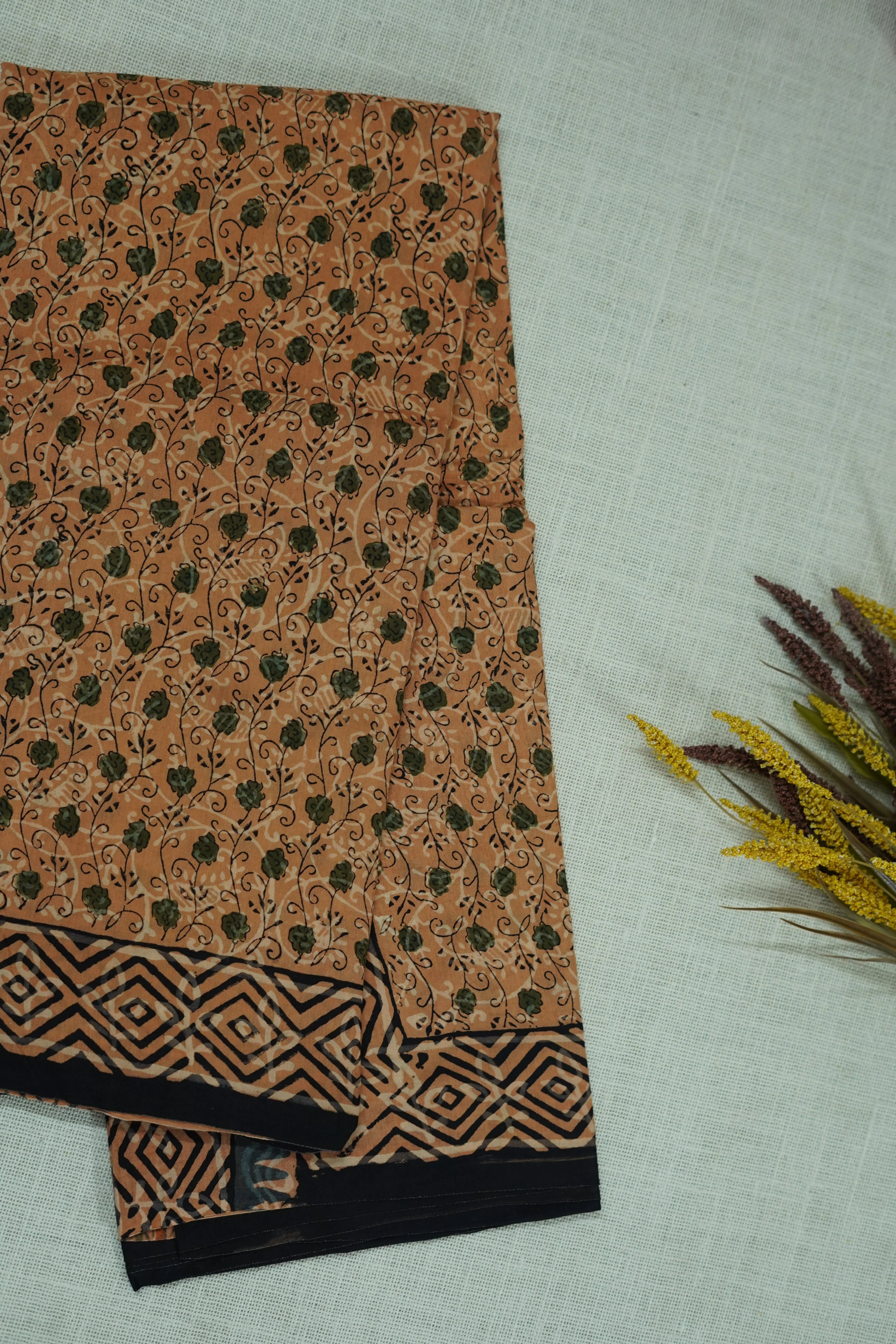 Beige Floral Print Chettinad Cotton Saree - Image 2