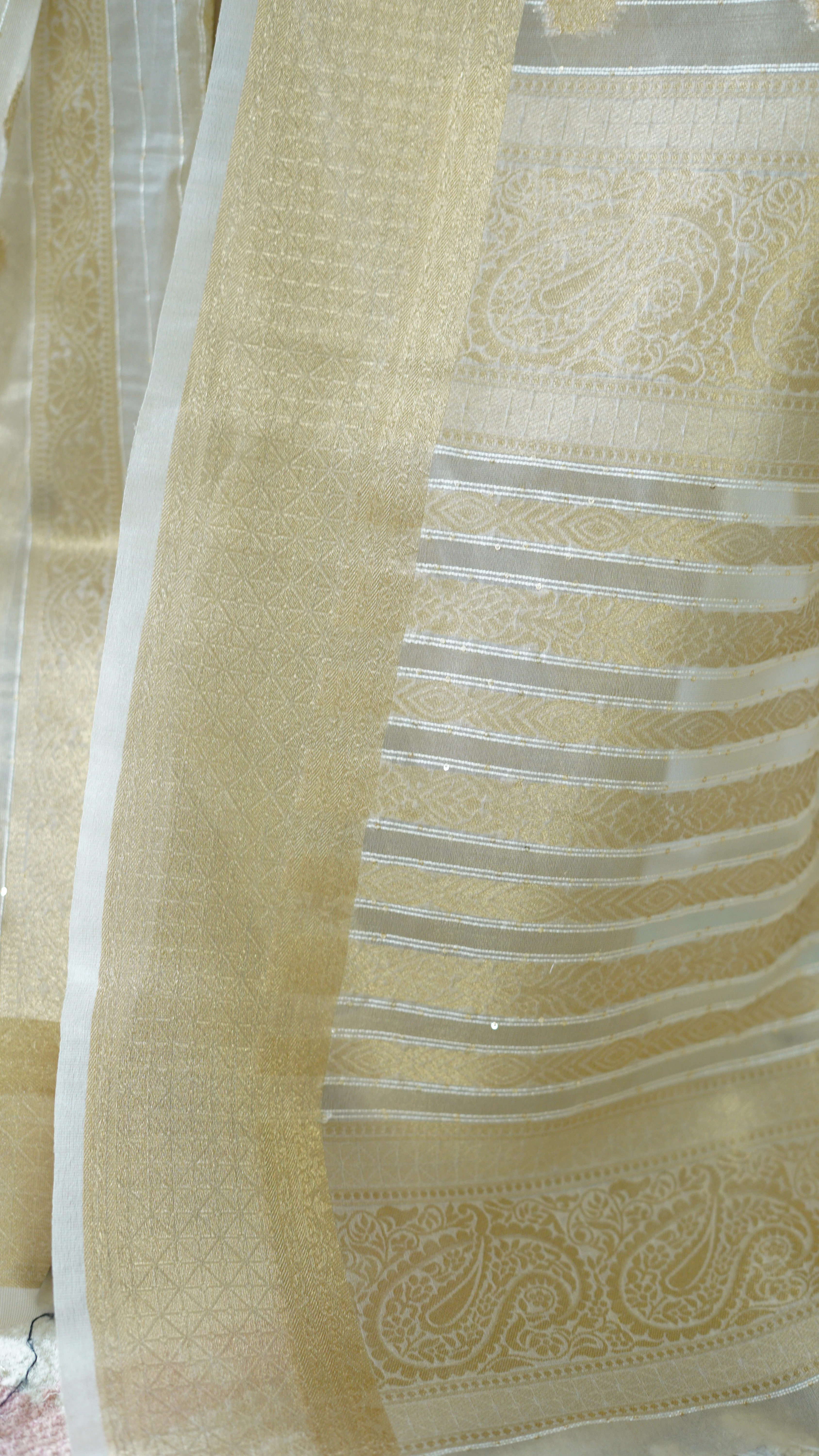 White and Gold Organza Tissue Saree with Blouse - Image 3