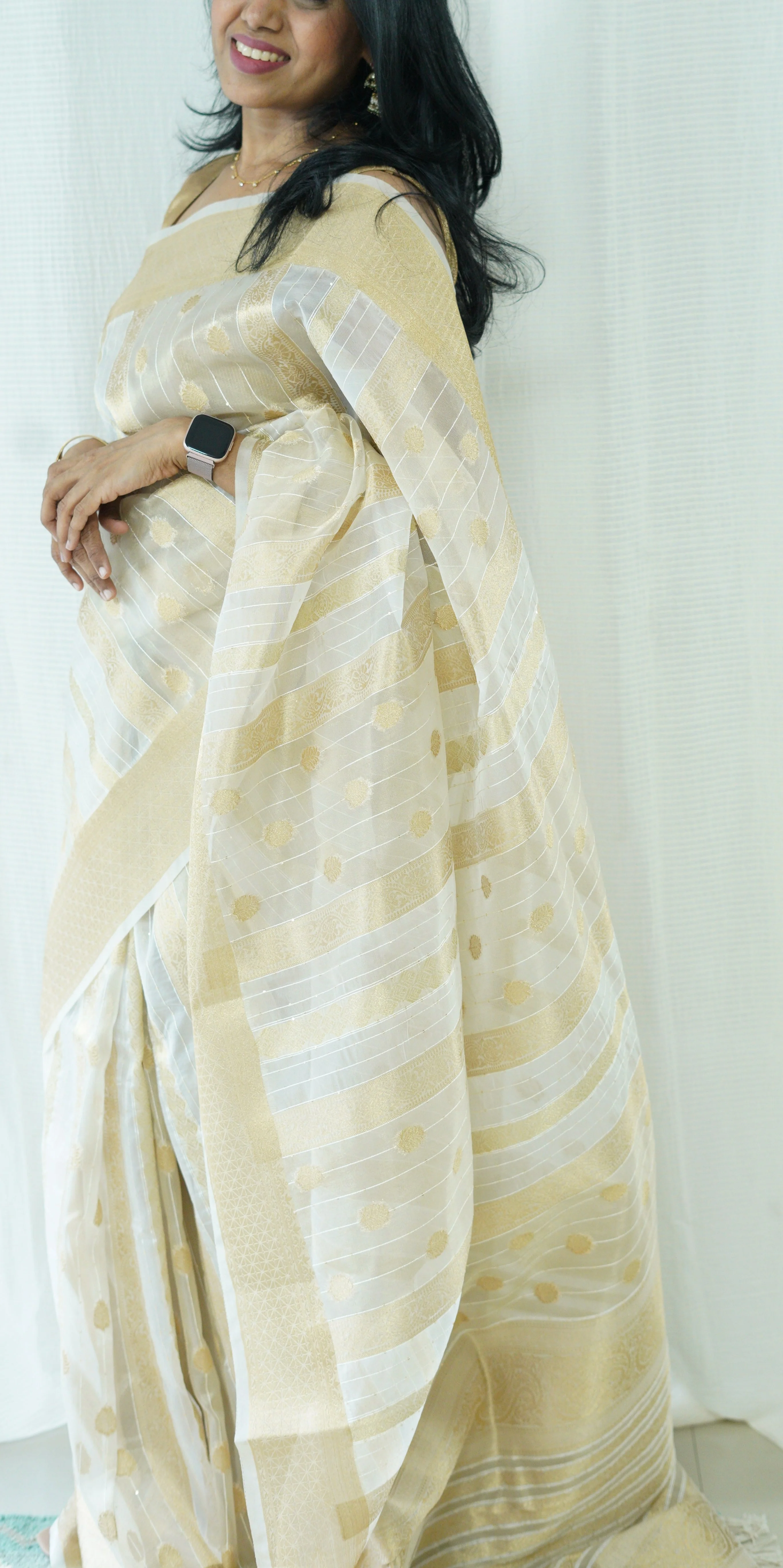 White and Gold Organza Tissue Saree with Blouse - Image 4