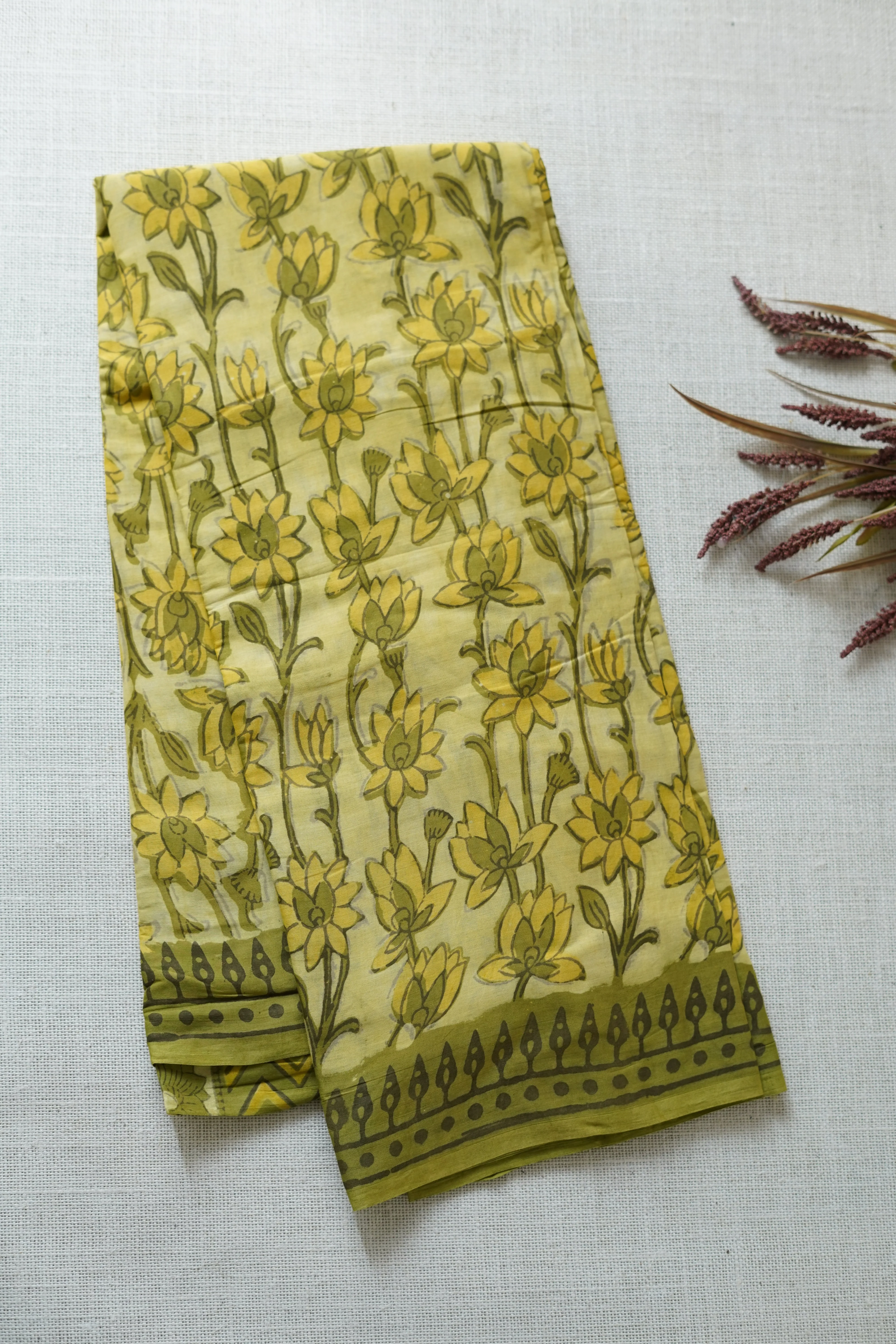Beige with Yellow Green Floral Print Handloom Chettinad Cotton Saree - Image 2
