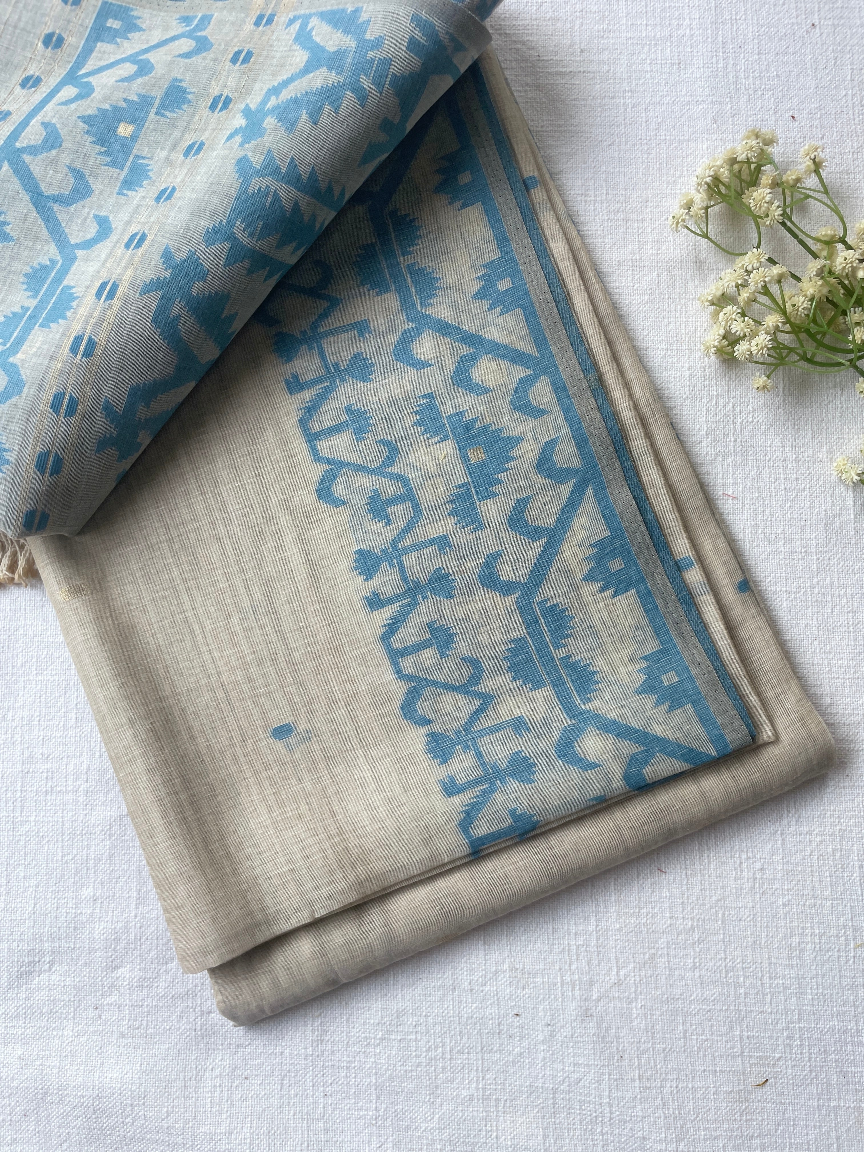 Blue & Beige Mul Mul Cotton Saree - Image 3