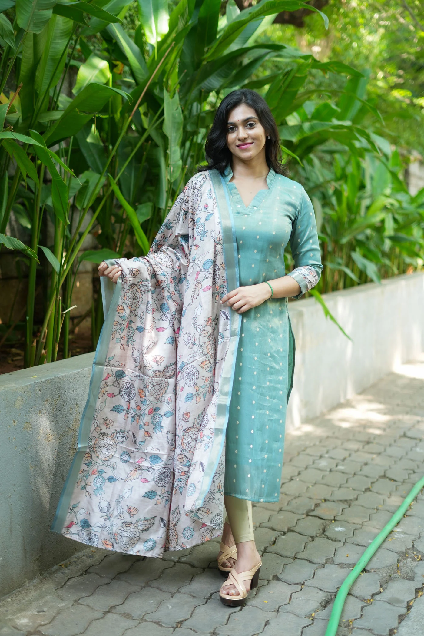 Charita Pastel Green Chanderi Kurta Set with Kalamkari Dupatta (set of 2) - Image 13