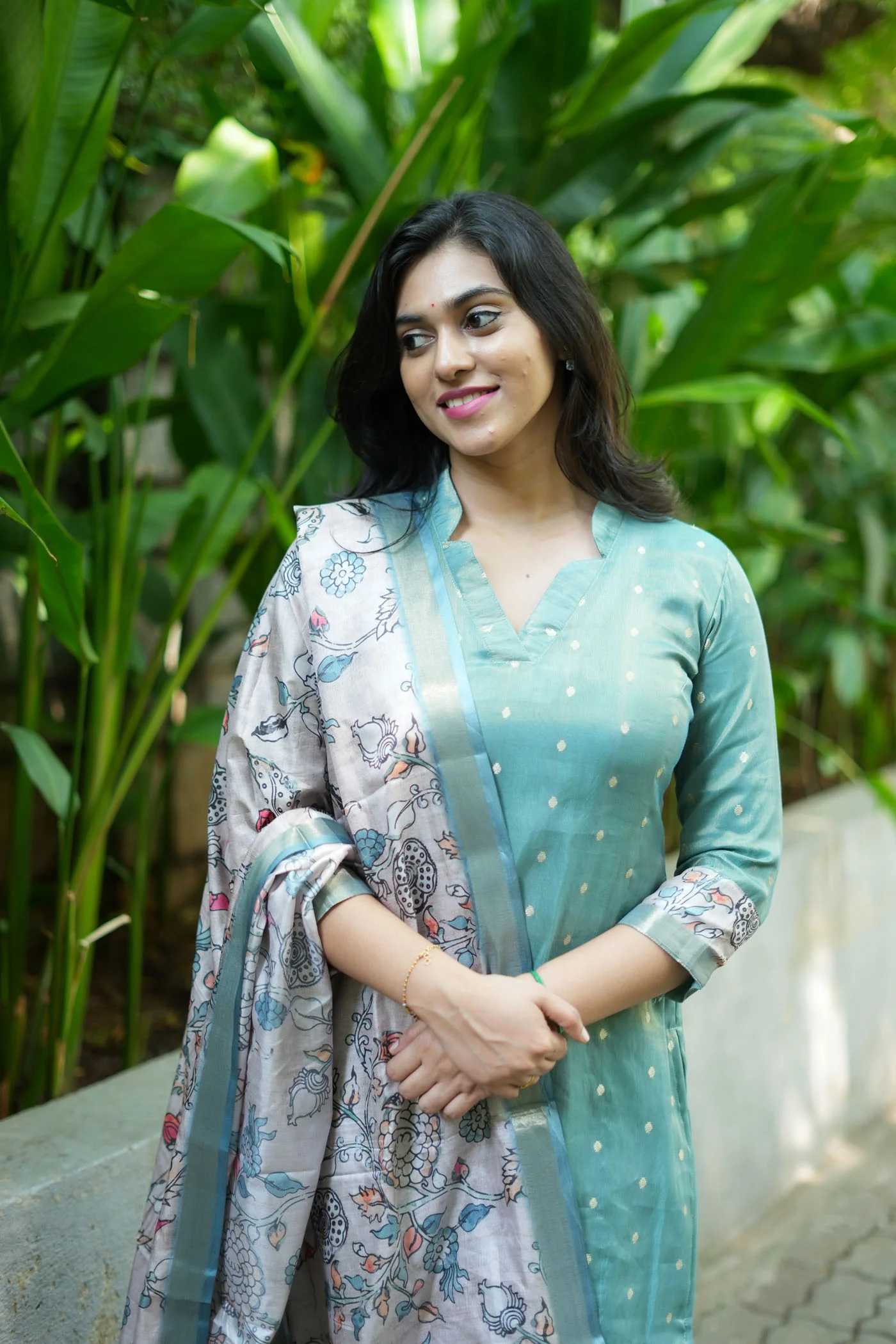 Charita Pastel Green Chanderi Kurta Set with Kalamkari Dupatta (set of 2) - Image 2