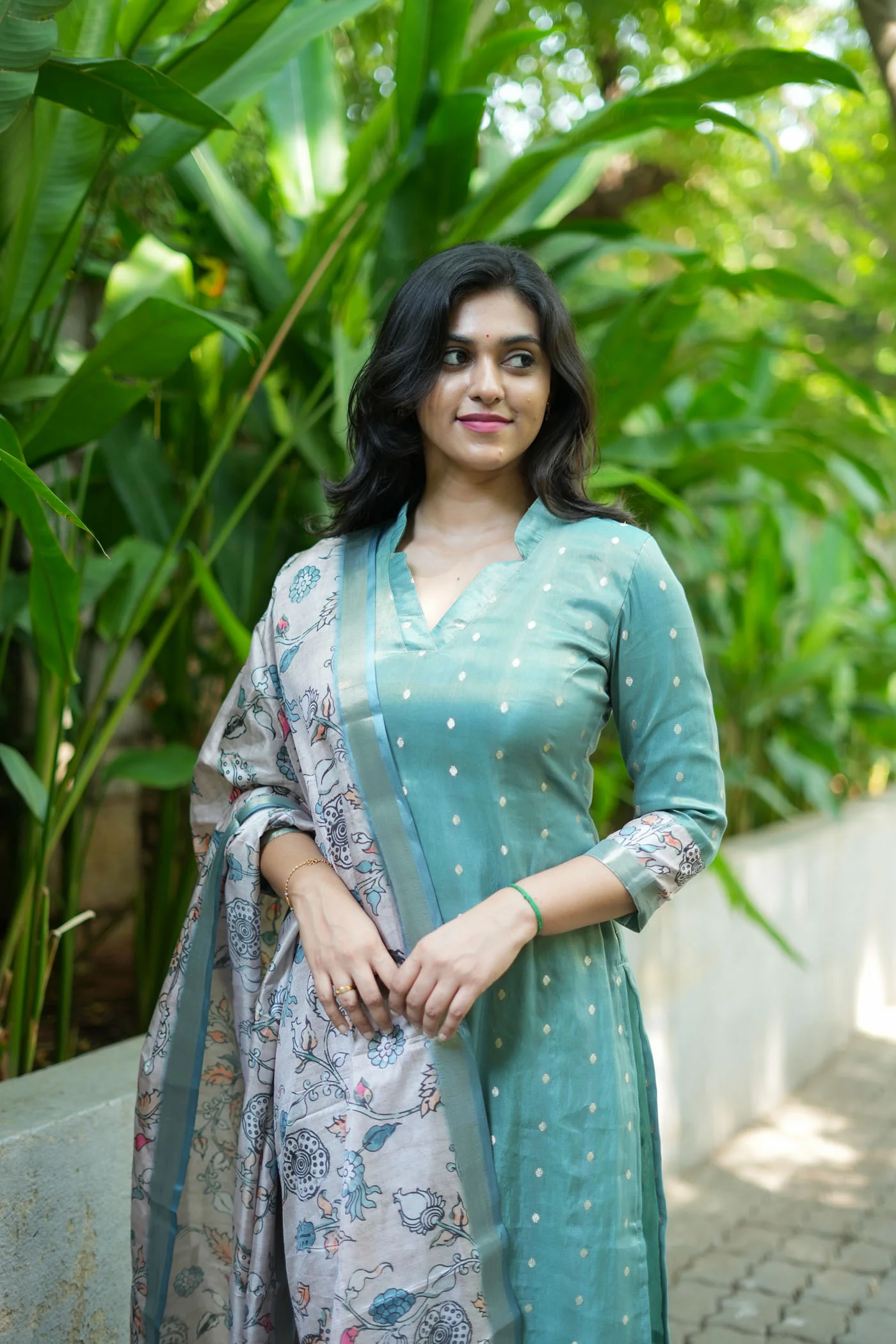 Charita Pastel Green Chanderi Kurta Set with Kalamkari Dupatta (set of 2) - Image 5
