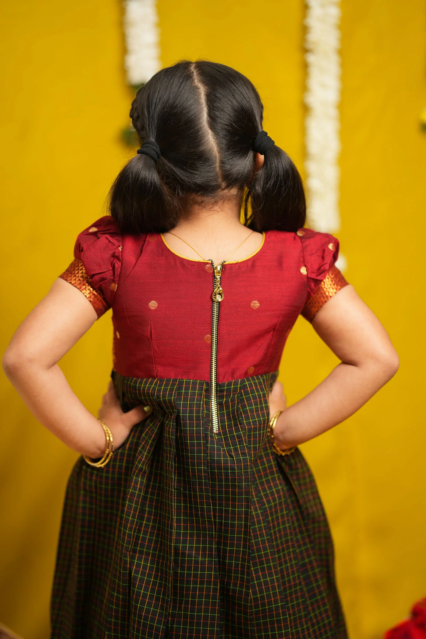 Daksha Black Checks Mom & Me - Image 11