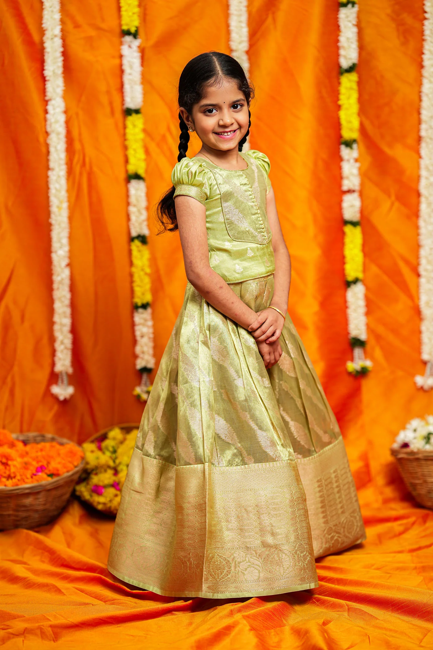Aalaya Green Banarasi Mom & Me Set - Image 12