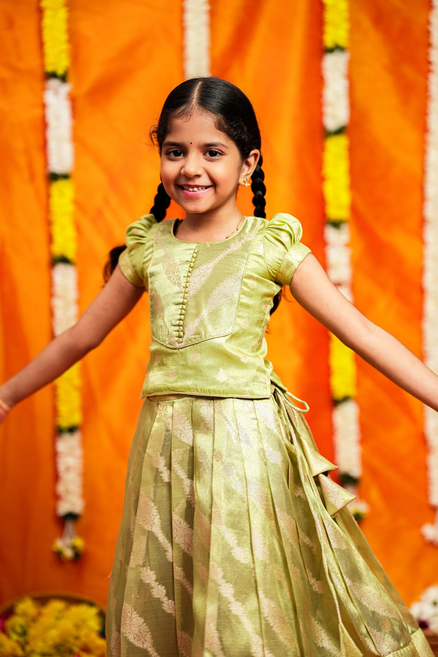 Aalaya Green organza lehenga mini - Image 3