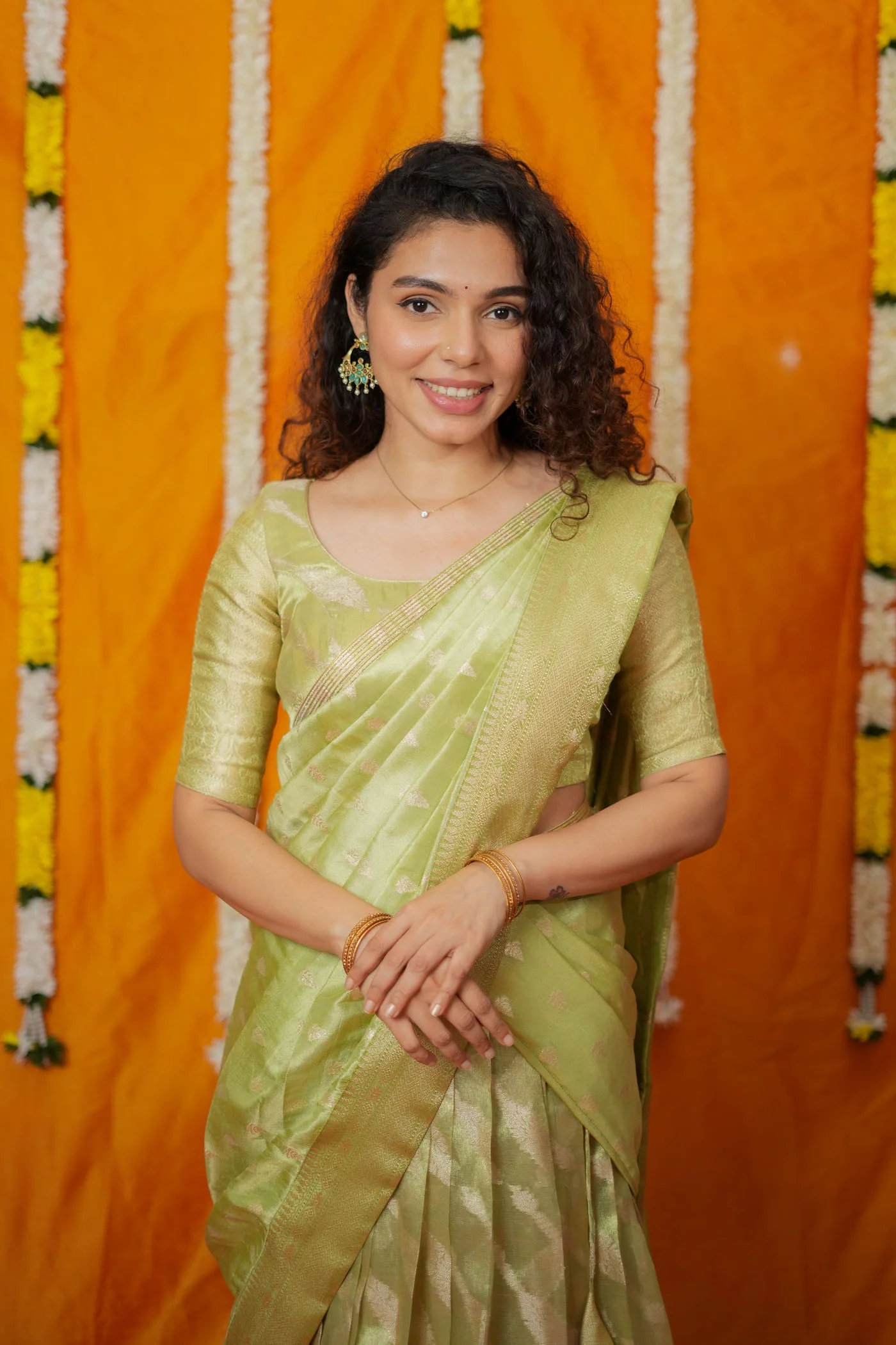 Aalaya Green Banarasi Half Saree Set - Image 24