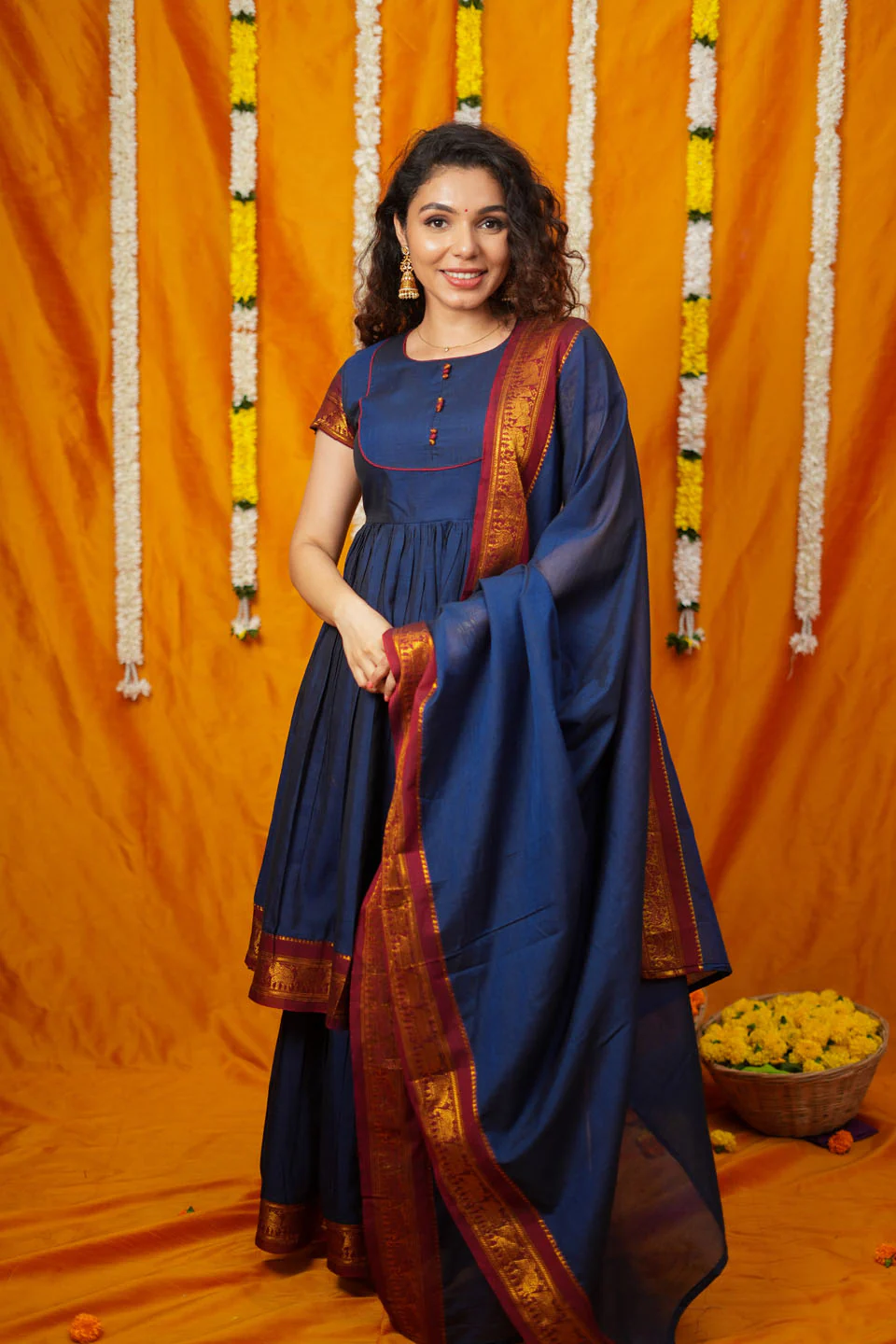 Ezhili Navy Handloom Co-ord Set - Image 11