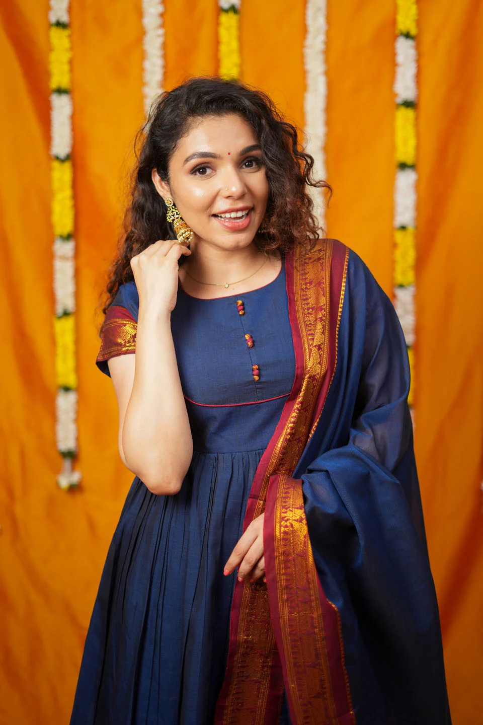 Ezhili Navy Handloom Co-ord Set - Image 13