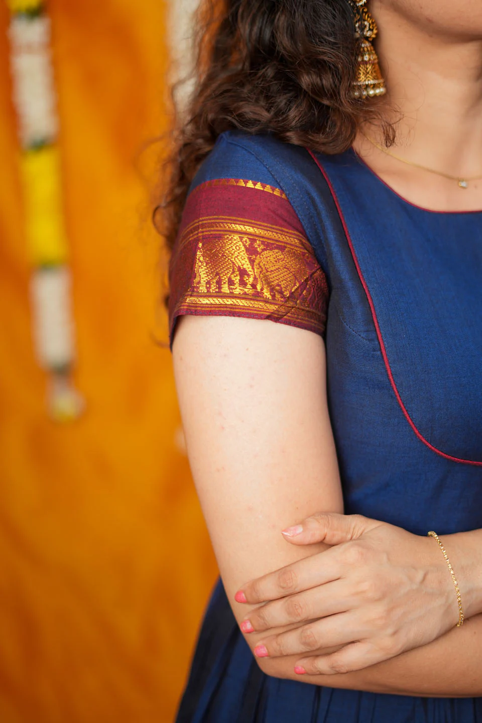 Ezhili Navy Handloom Co-ord Set - Image 9