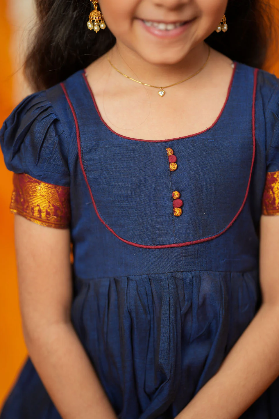 Ezhili Navy Handloom Kids mini - Image 10