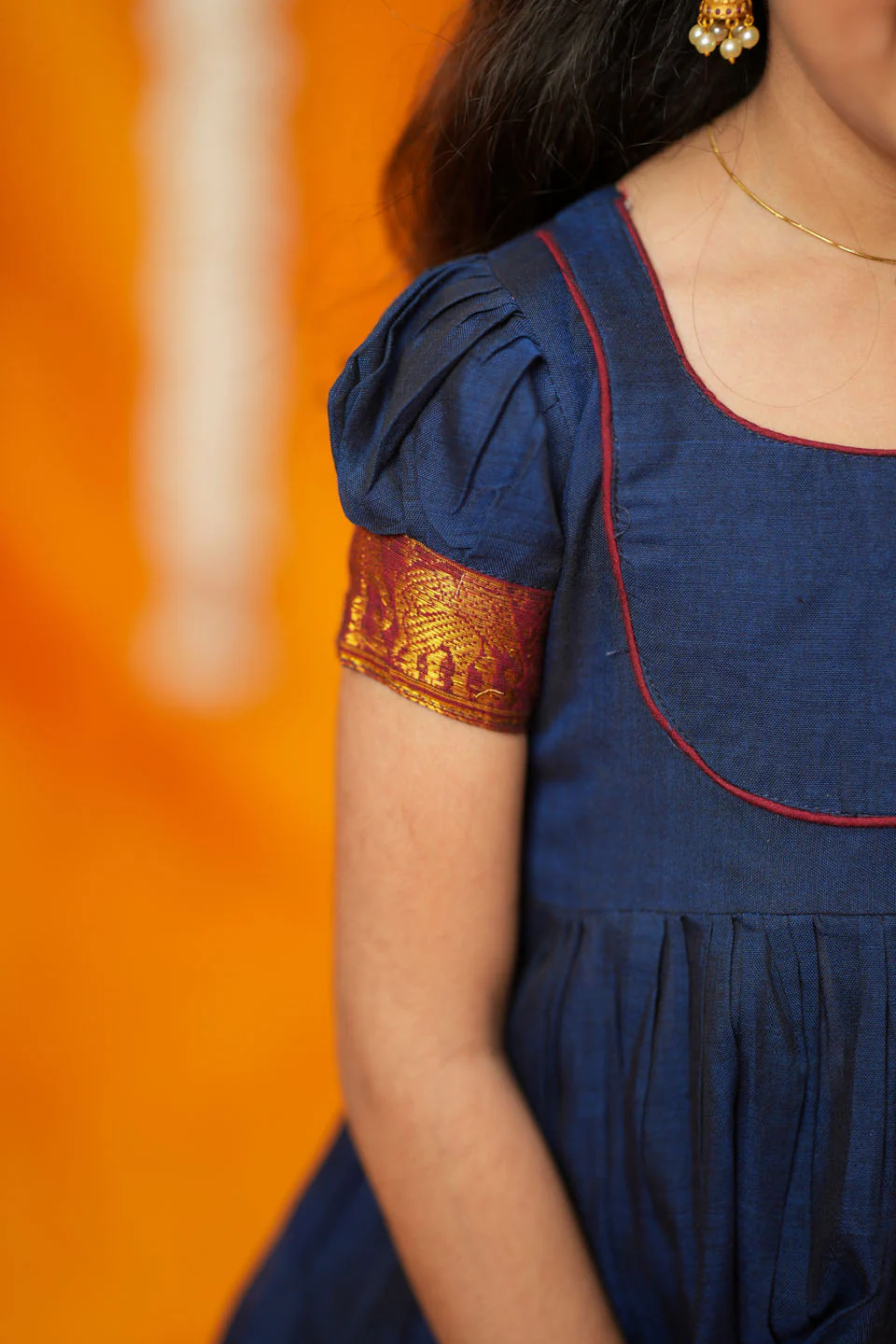 Ezhili Navy Handloom Kids mini - Image 11