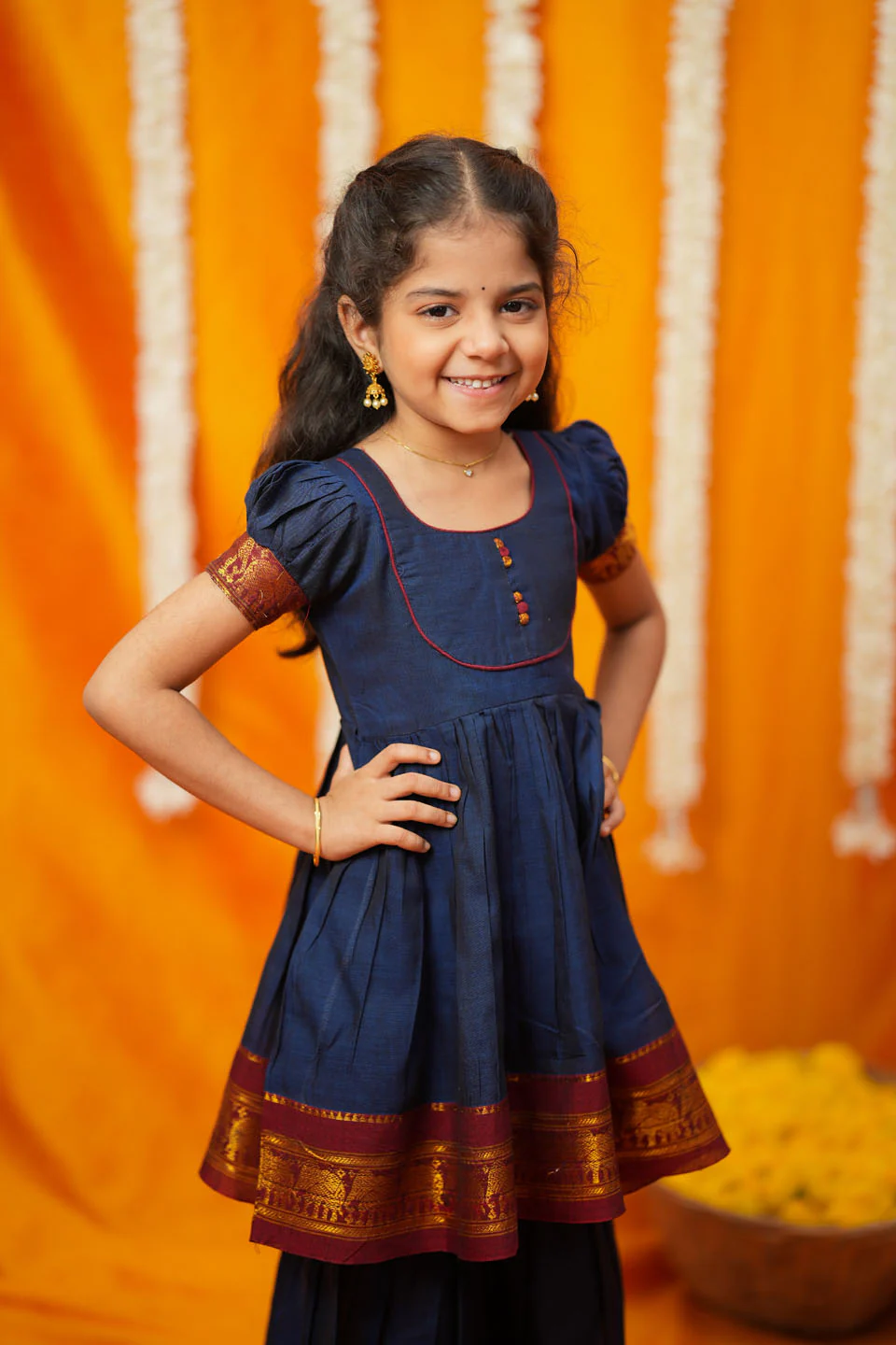 Ezhili Navy Handloom Kids mini - Image 2