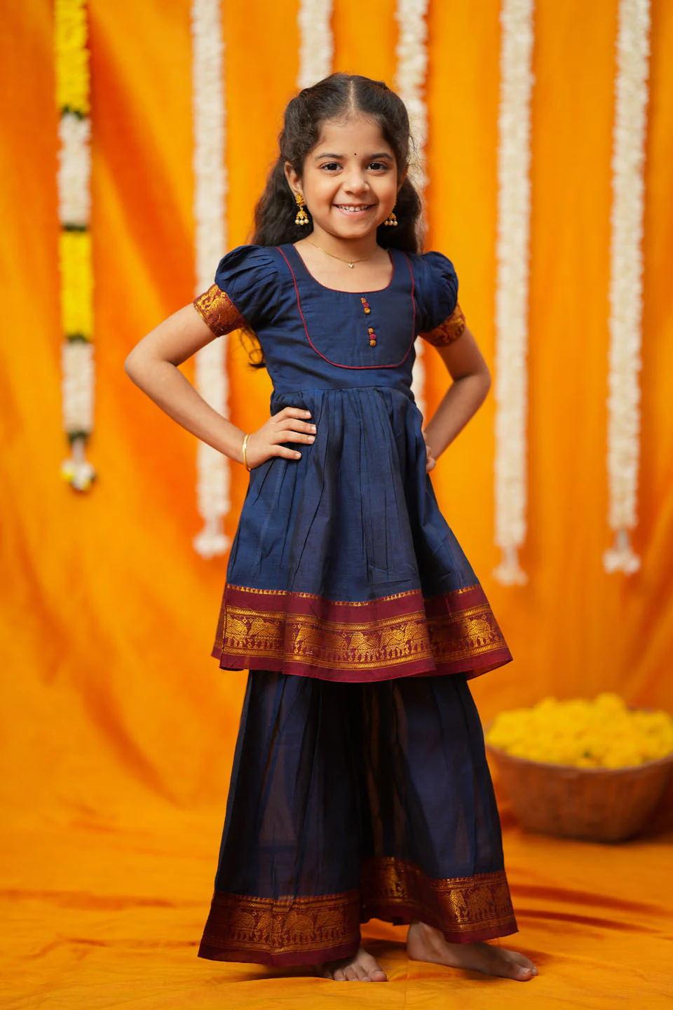 Ezhili Navy Handloom Kids mini - Image 5