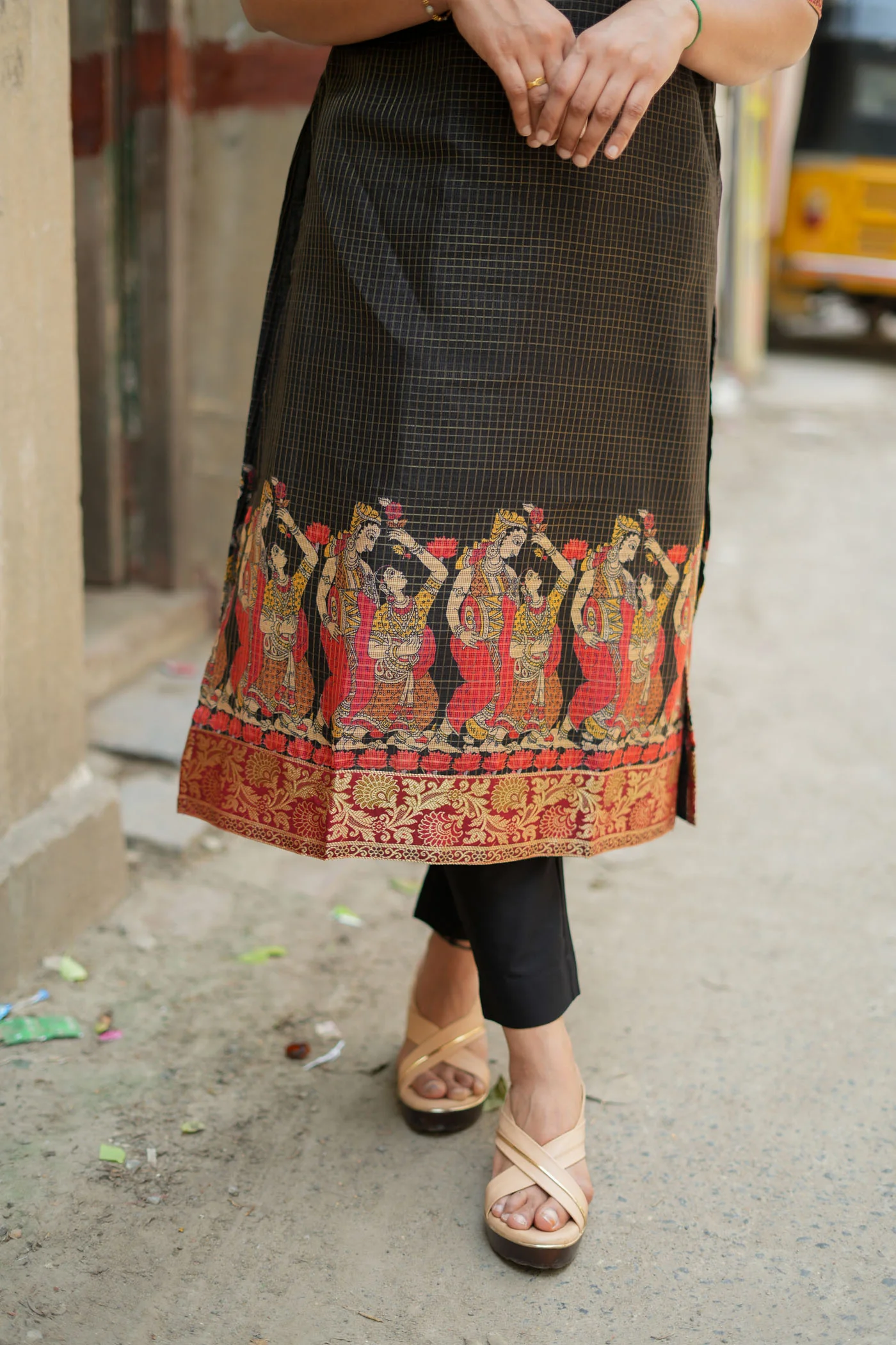 Ganga Black Kurta Set (Set of 2) - Image 11