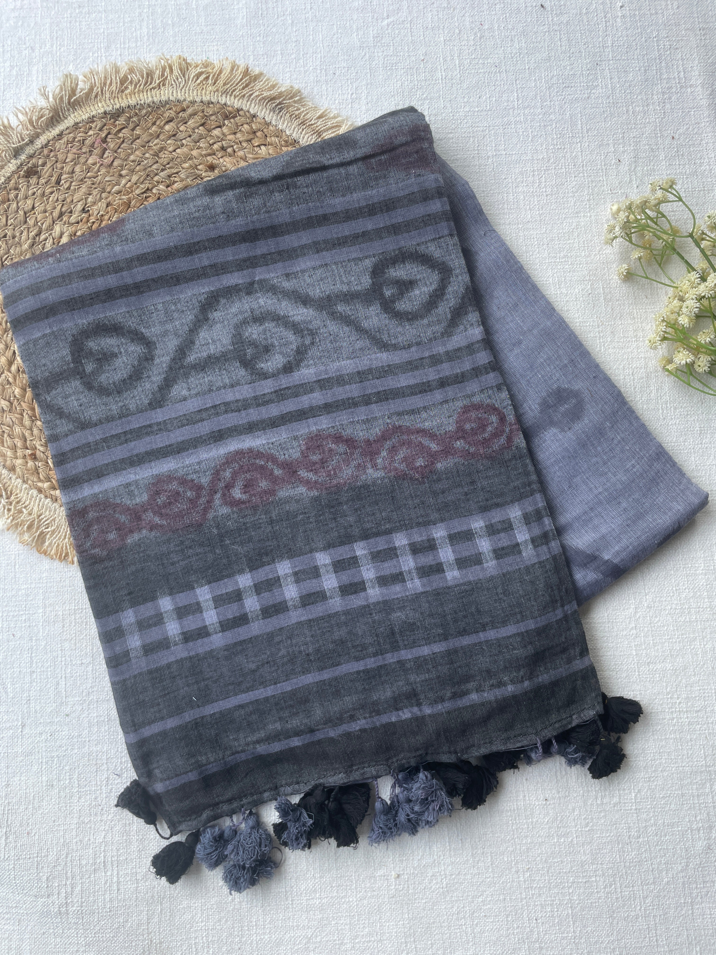 Grey & Black Mul Cotton Saree - Image 5