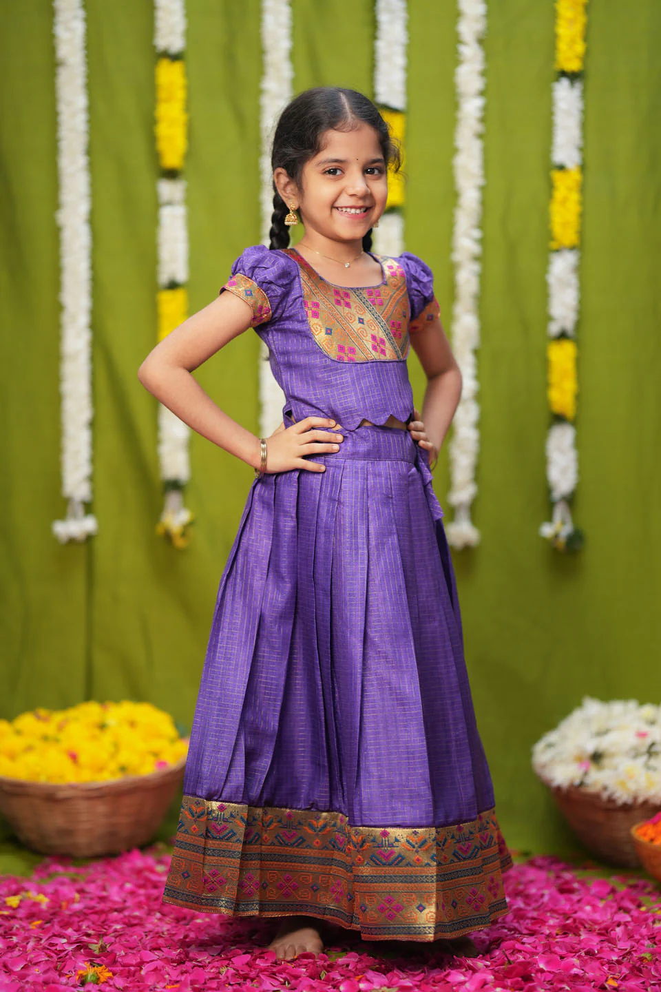 Hamsini Violet lehenga mini - Image 3