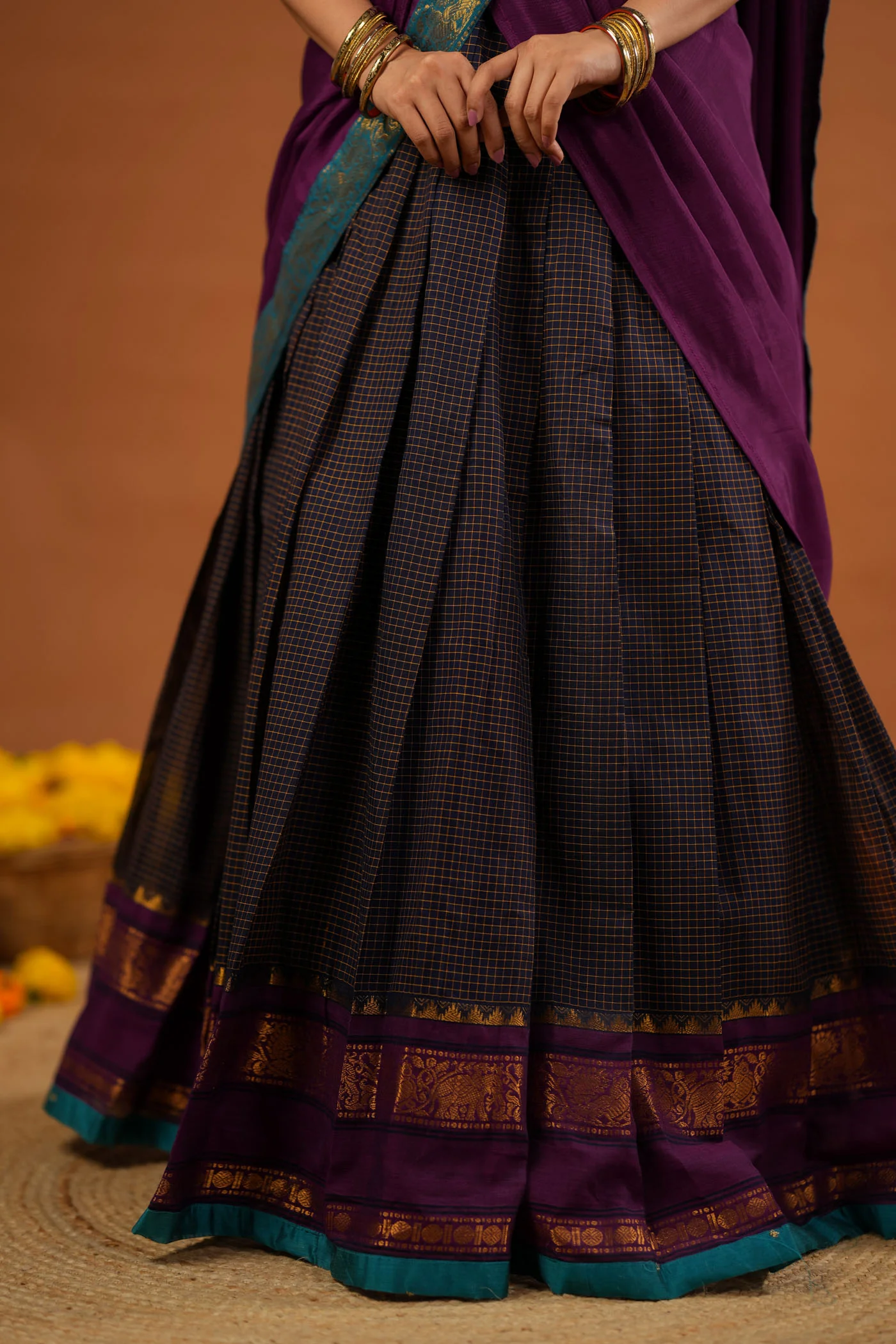 IMD - Ruhika Navy Handwoven Half Saree Set - Image 8