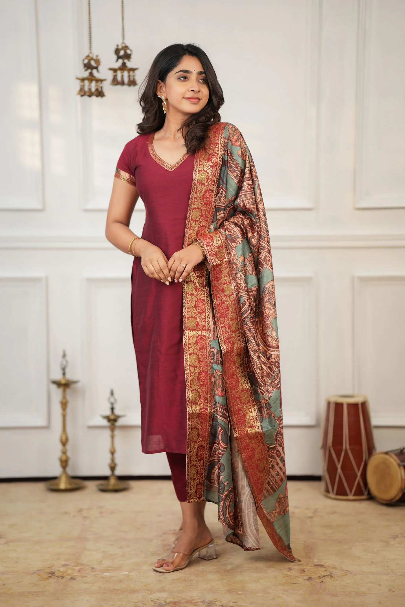 Indra Maroon Kurti Set (Set of 3) - Image 2