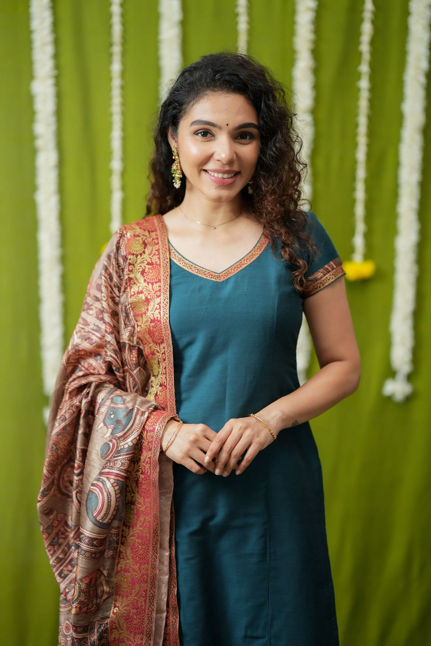 Indra Teal Kurti Set (Set of 3) - Image 4