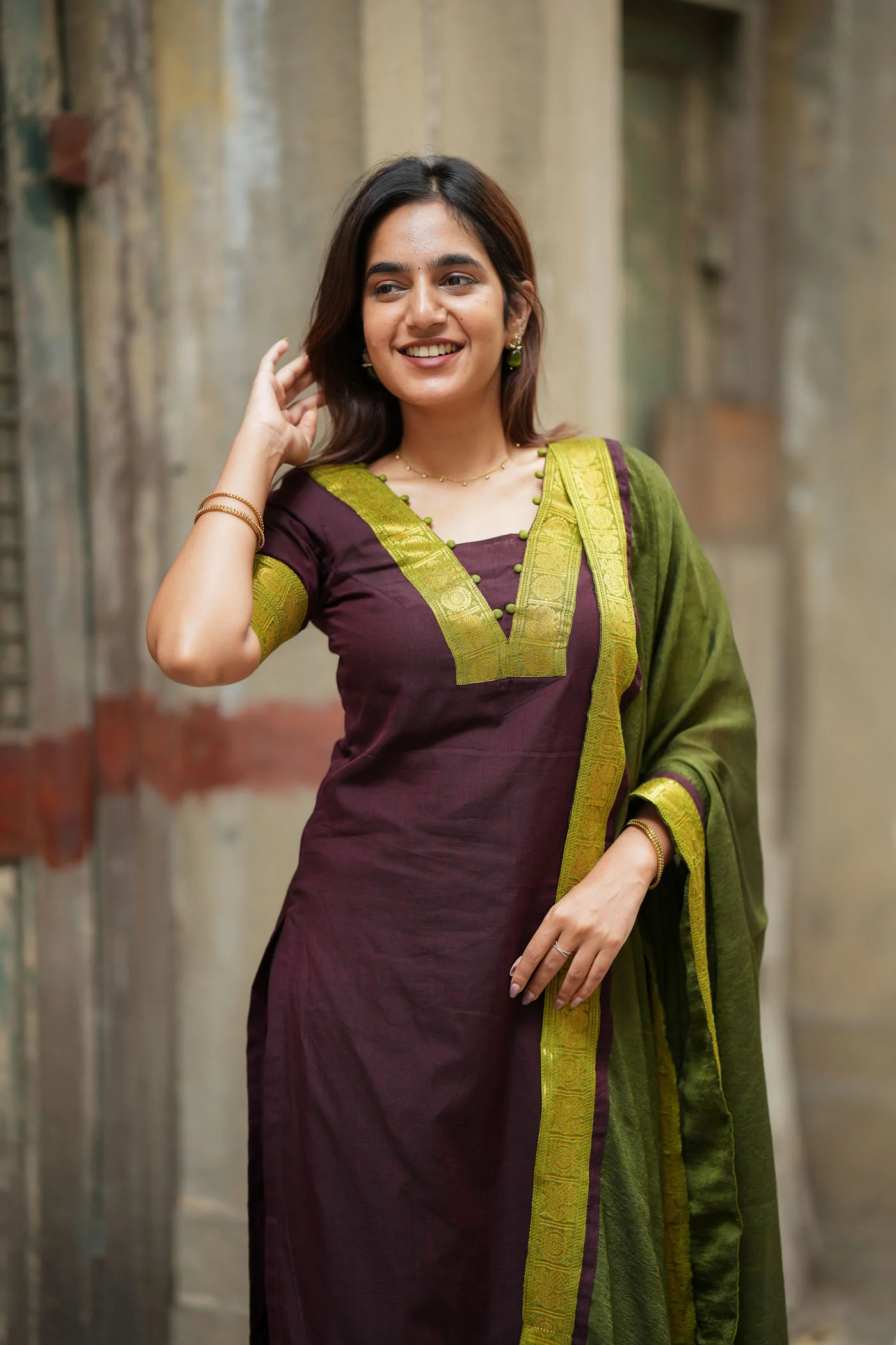 Ira Brown Kurti Set (Set of 2 ) - Image 5