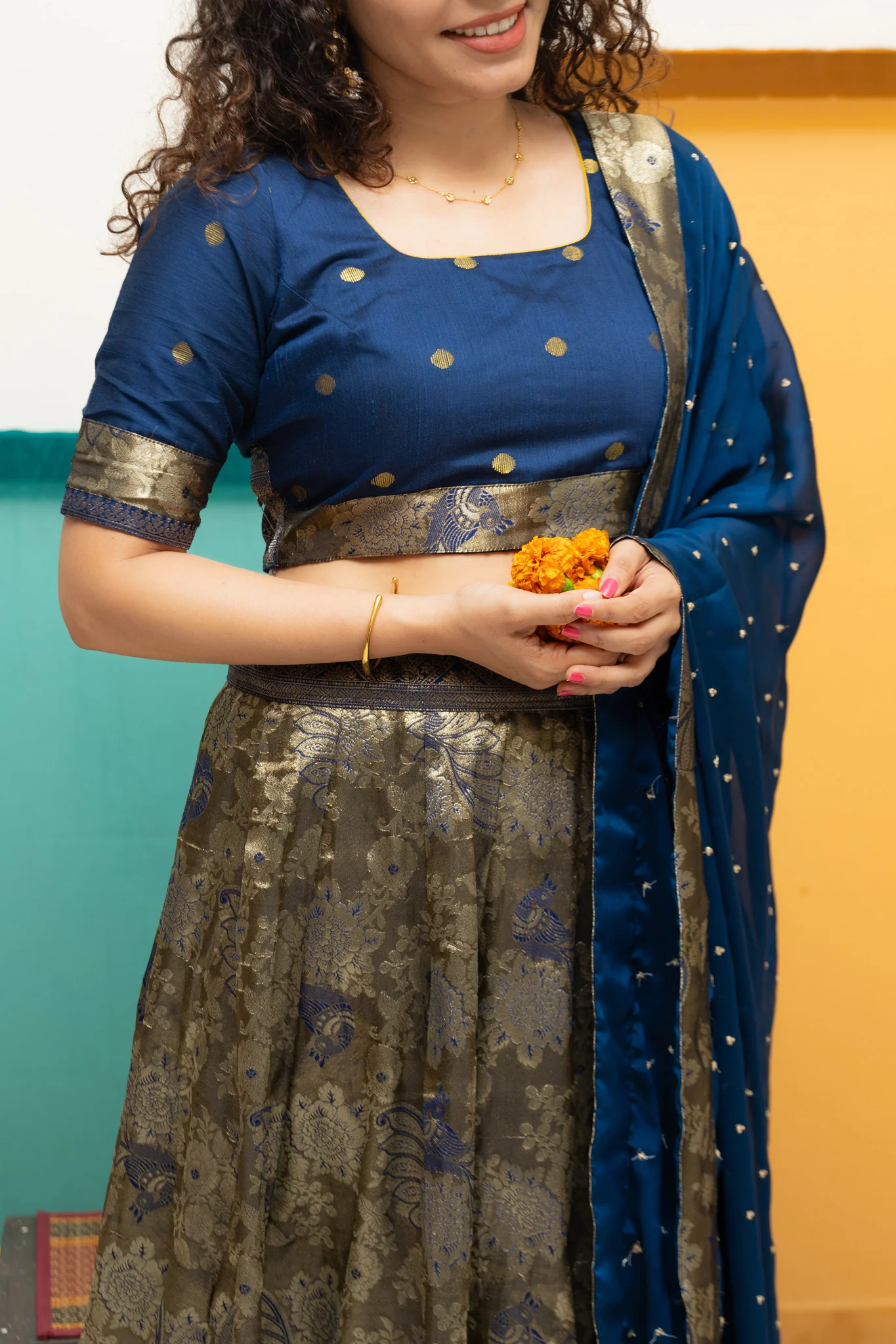 Ishwarya Navy Crop top & Skirt - Image 11
