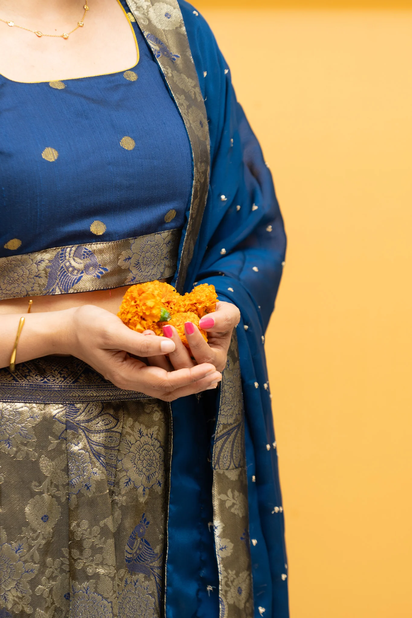 Ishwarya Navy Crop top & Skirt - Image 12