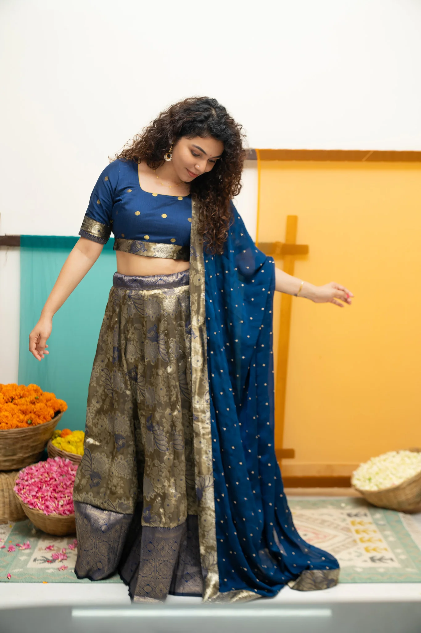 Ishwarya Navy Crop top & Skirt - Image 7