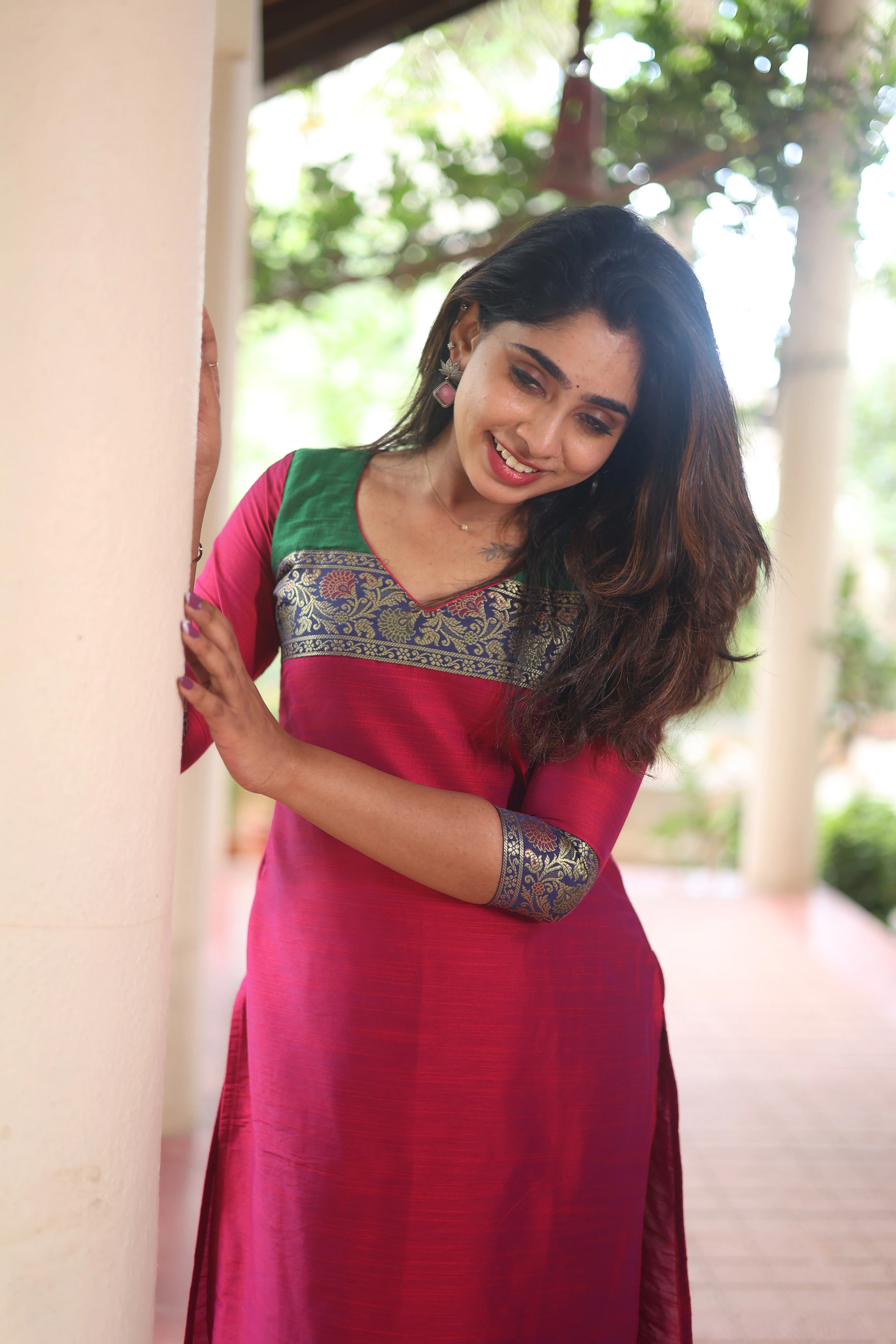 Iva Magenta Kurta Set (Set of 2) - Image 11