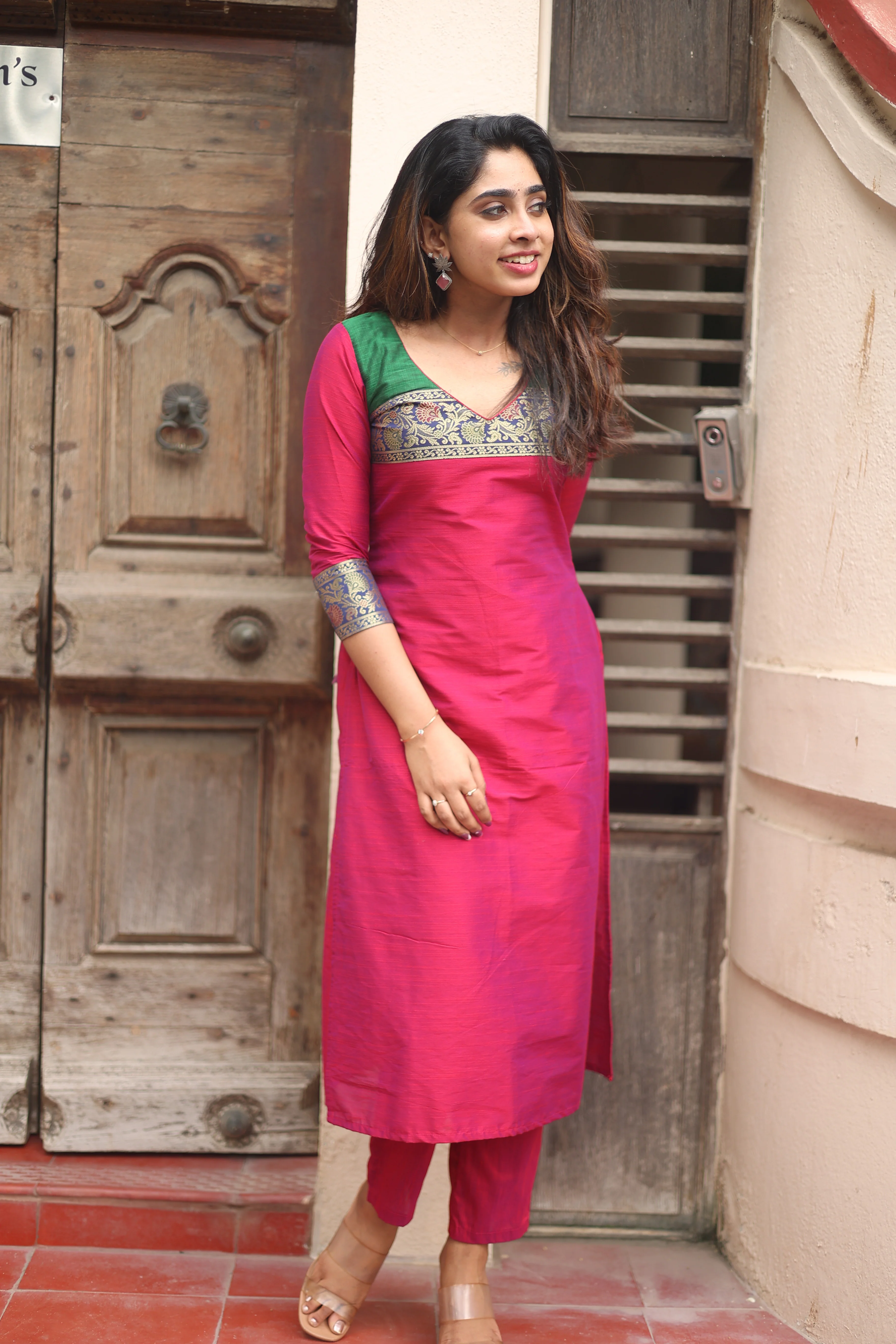 Iva Magenta Kurta Set (Set of 2) - Image 6