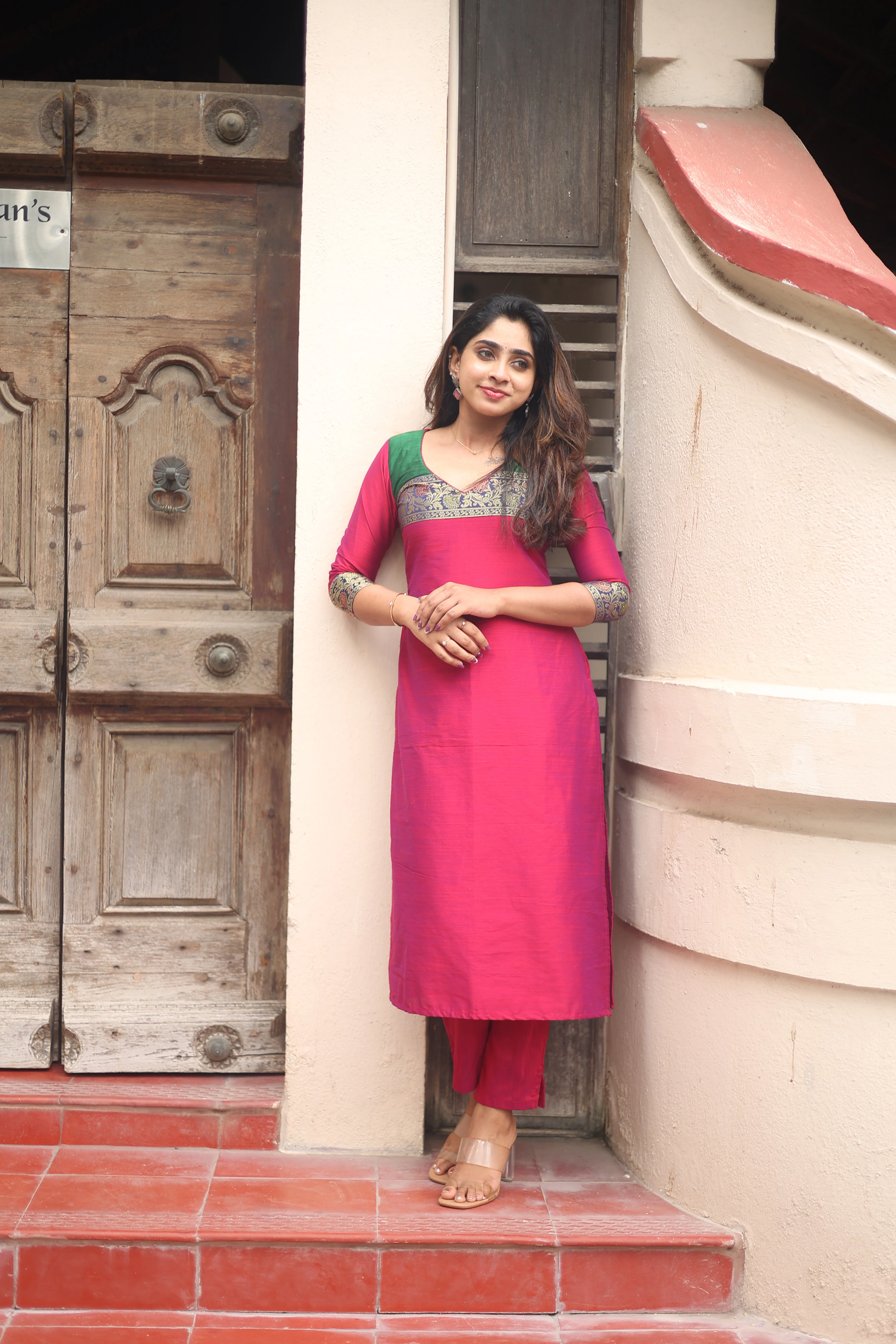 Iva Magenta Kurta Set (Set of 2) - Image 7