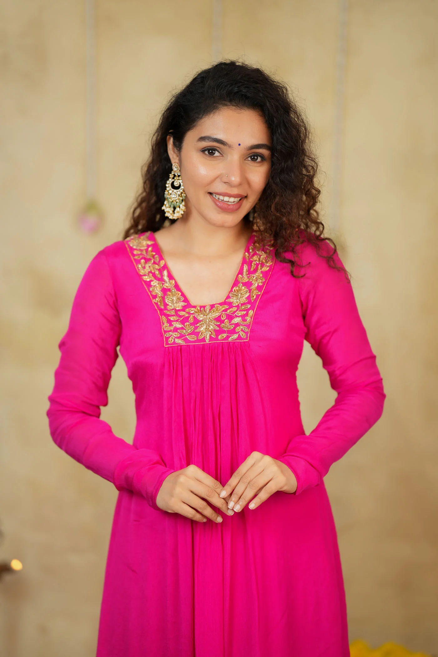 Kiara Rani Pink Kurta Set ( Set of 2) - Image 12