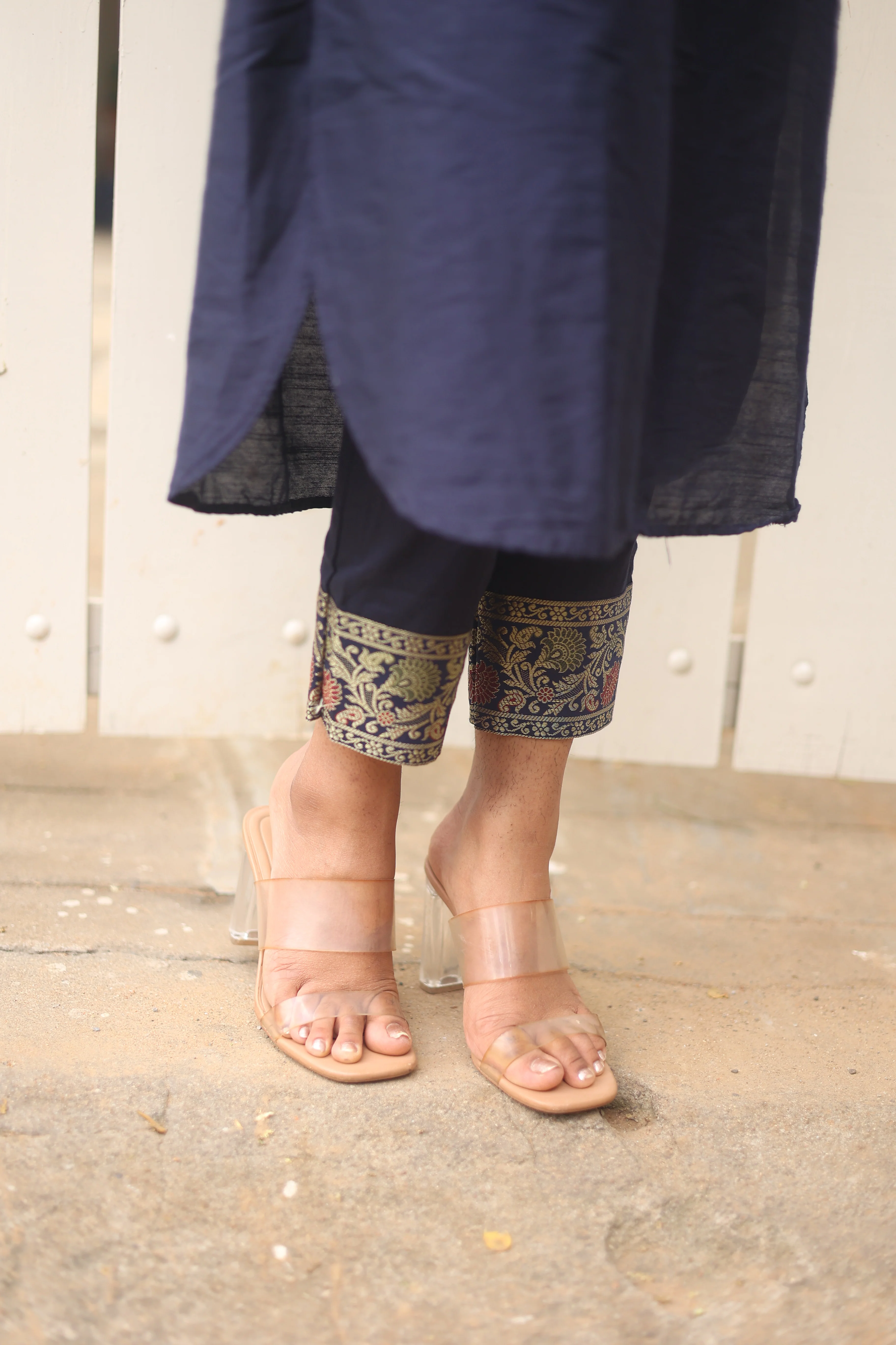 Laila Blue kurta set (Set of 2) - Image 11