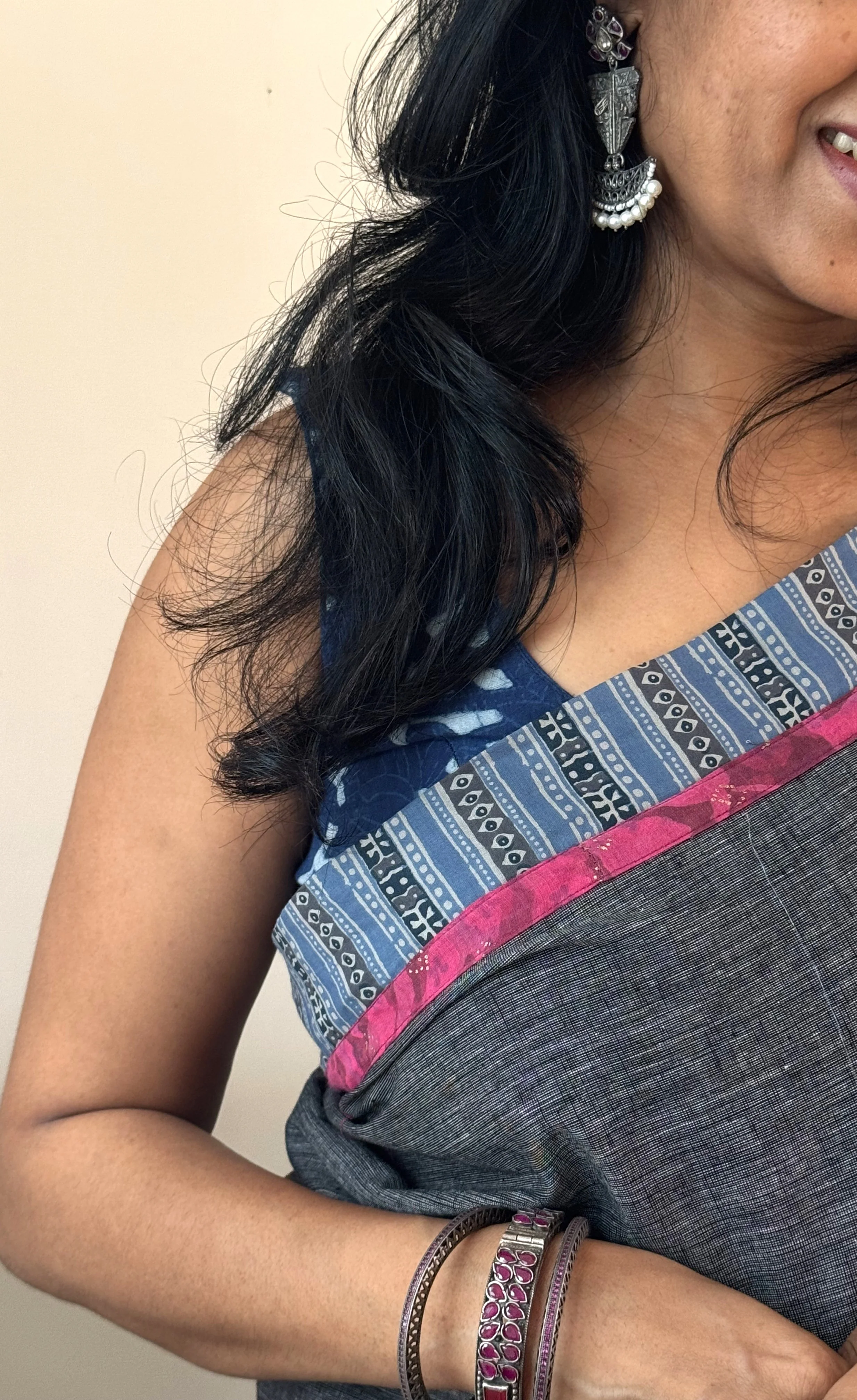 Leela - Grey with Magenta