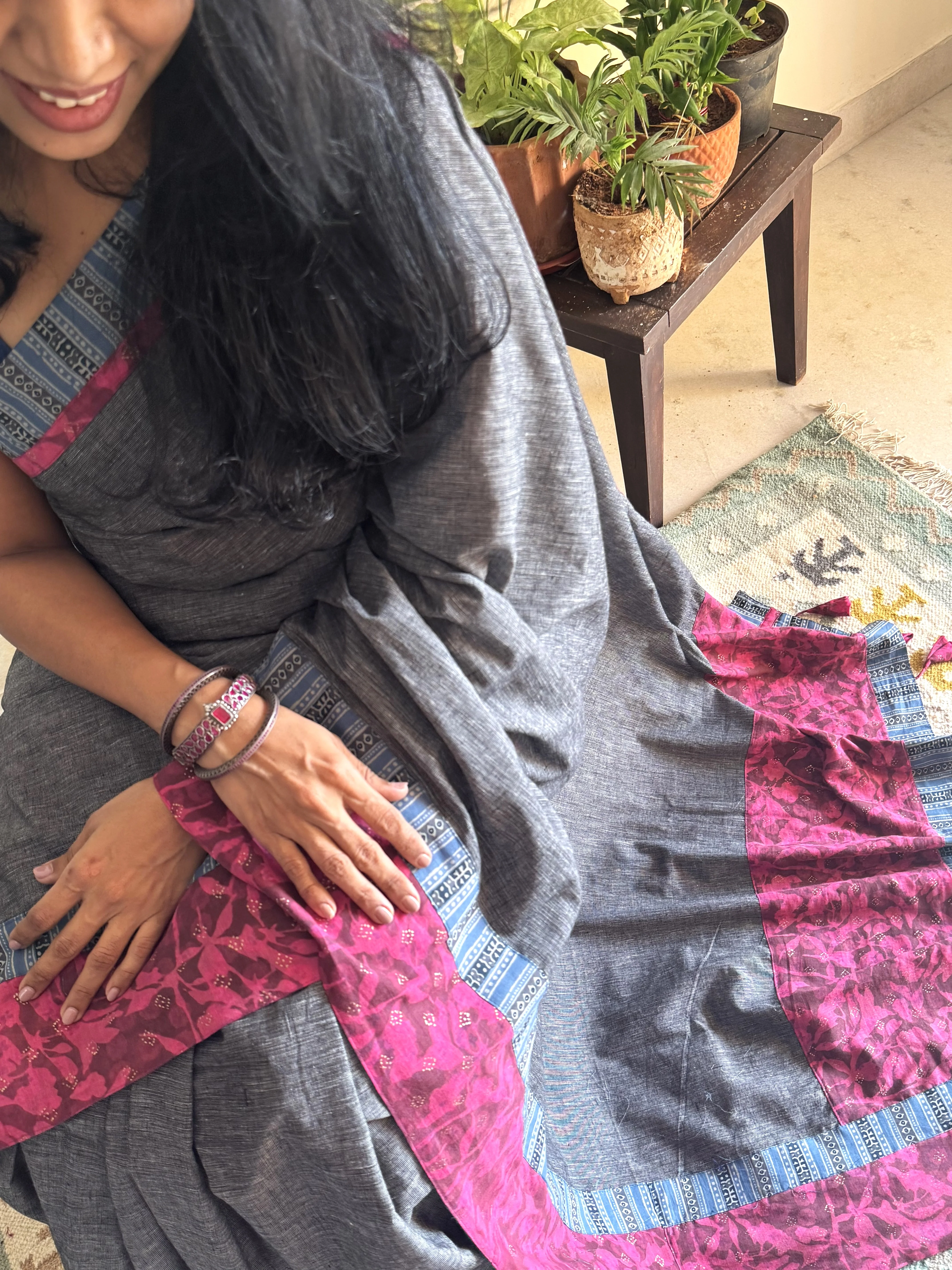 Leela - Grey with Magenta - Image 6
