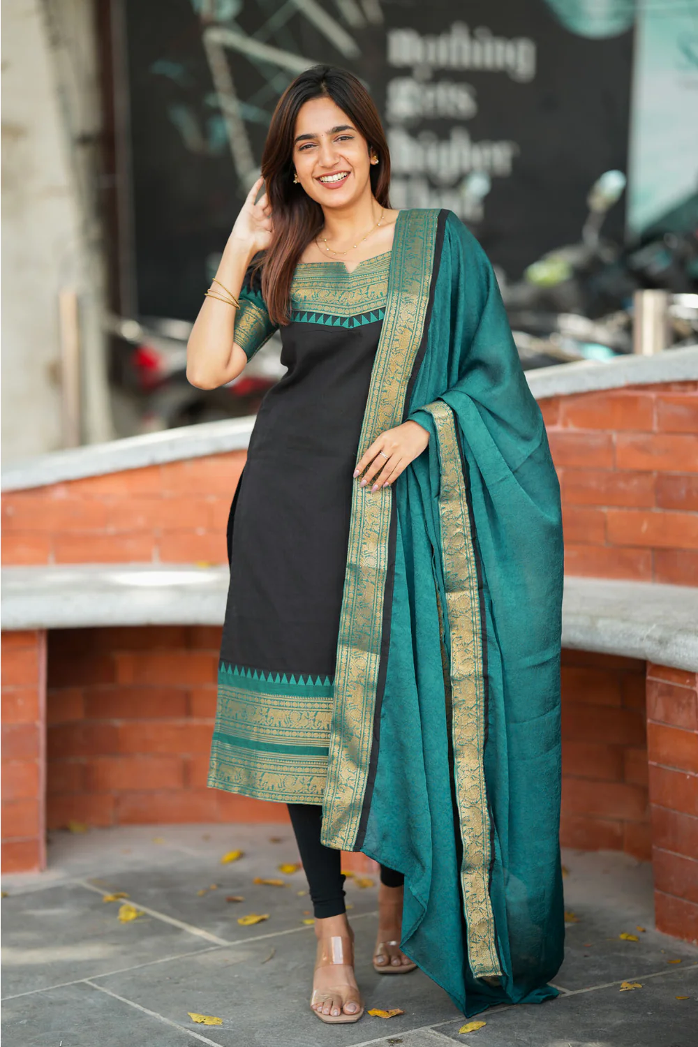 Maanvi Black Kurti Set (Set of 2 ) - Image 2