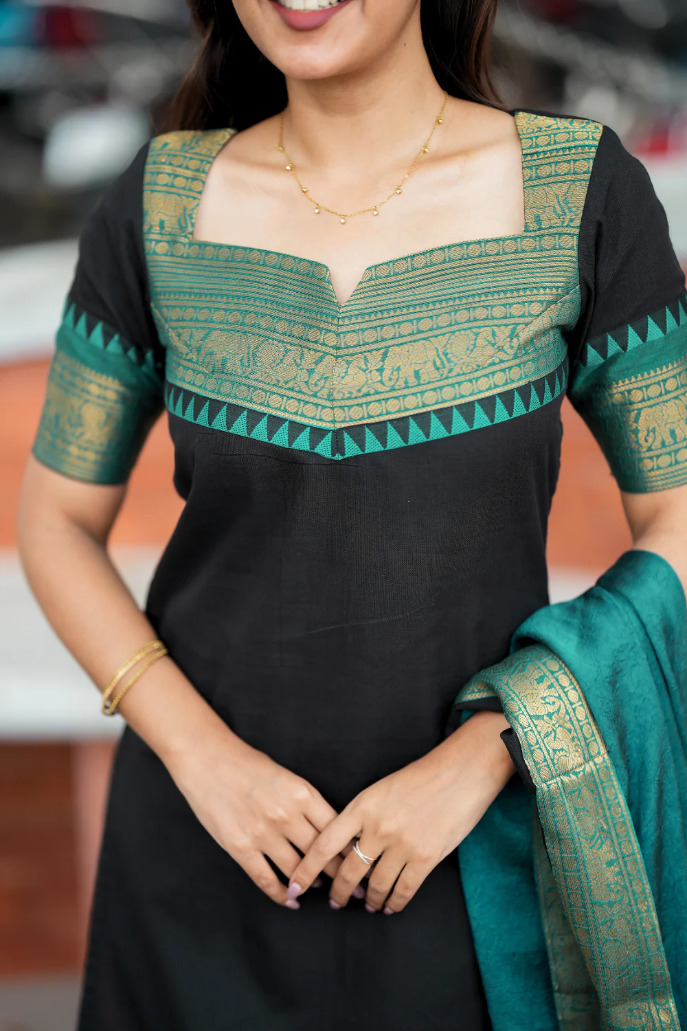 Maanvi Black Kurti Set (Set of 2 ) - Image 6