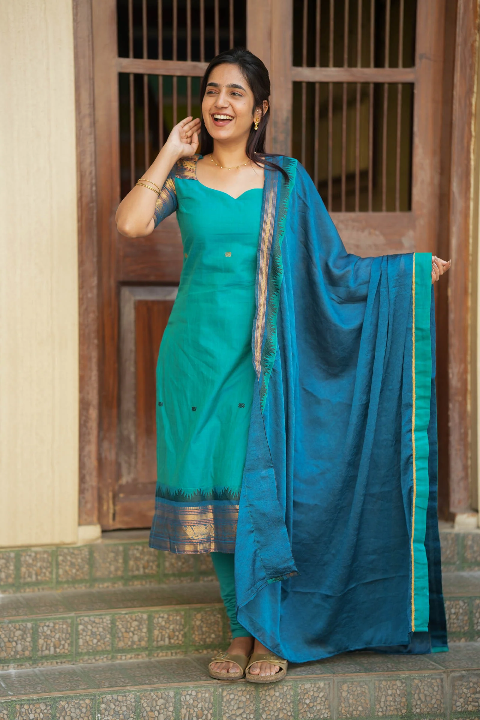 Madhuri Blue Kurti Set (Set of 2) - Image 2