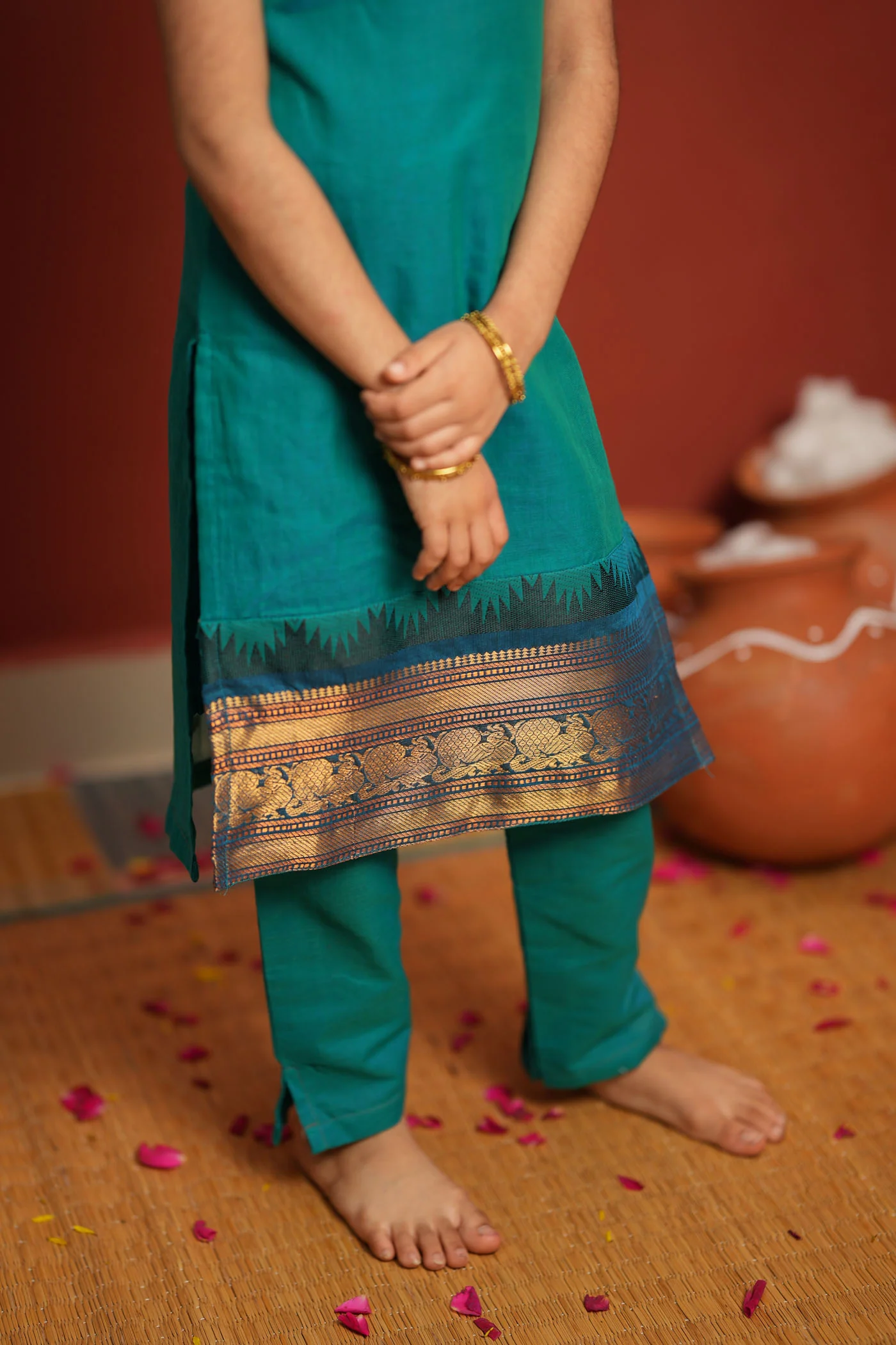 Madhuri Blue Kurti set Mini (Set of 2) - Image 12