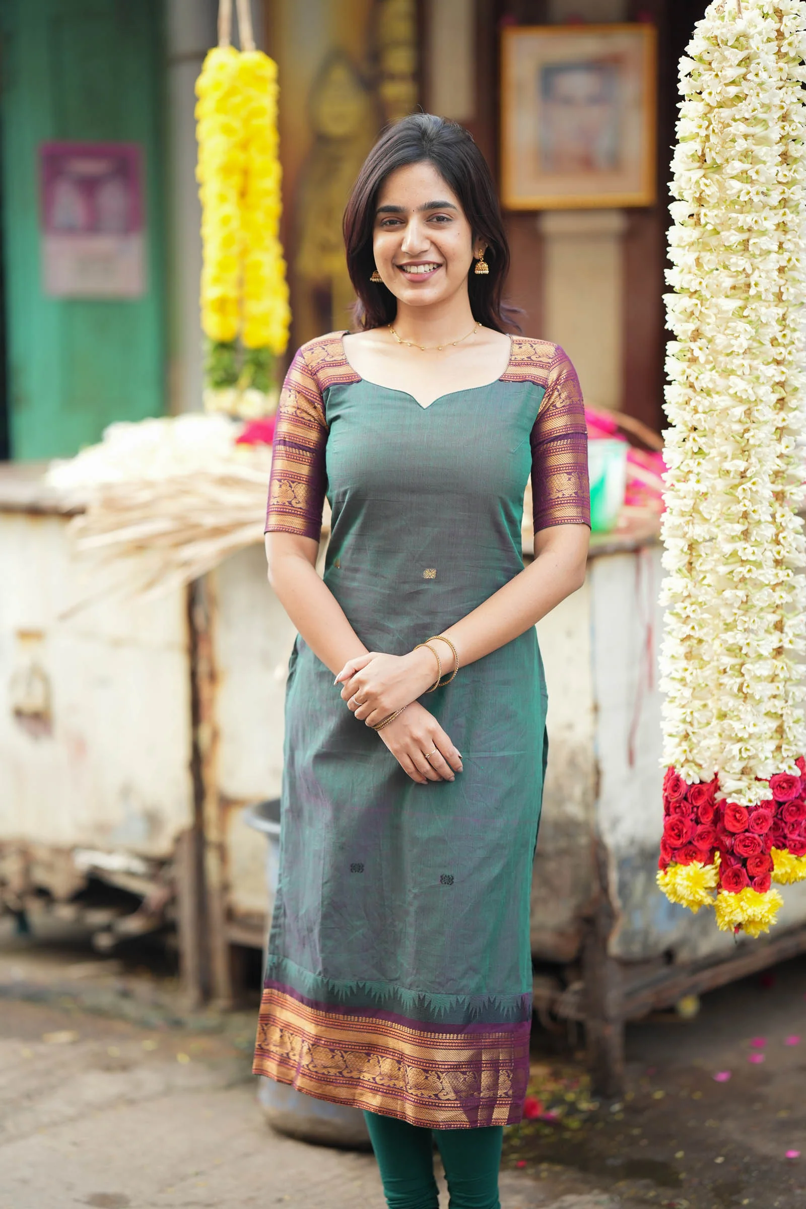 Madhuri Peacock Green Kurti Set (Set of 2) - Image 3