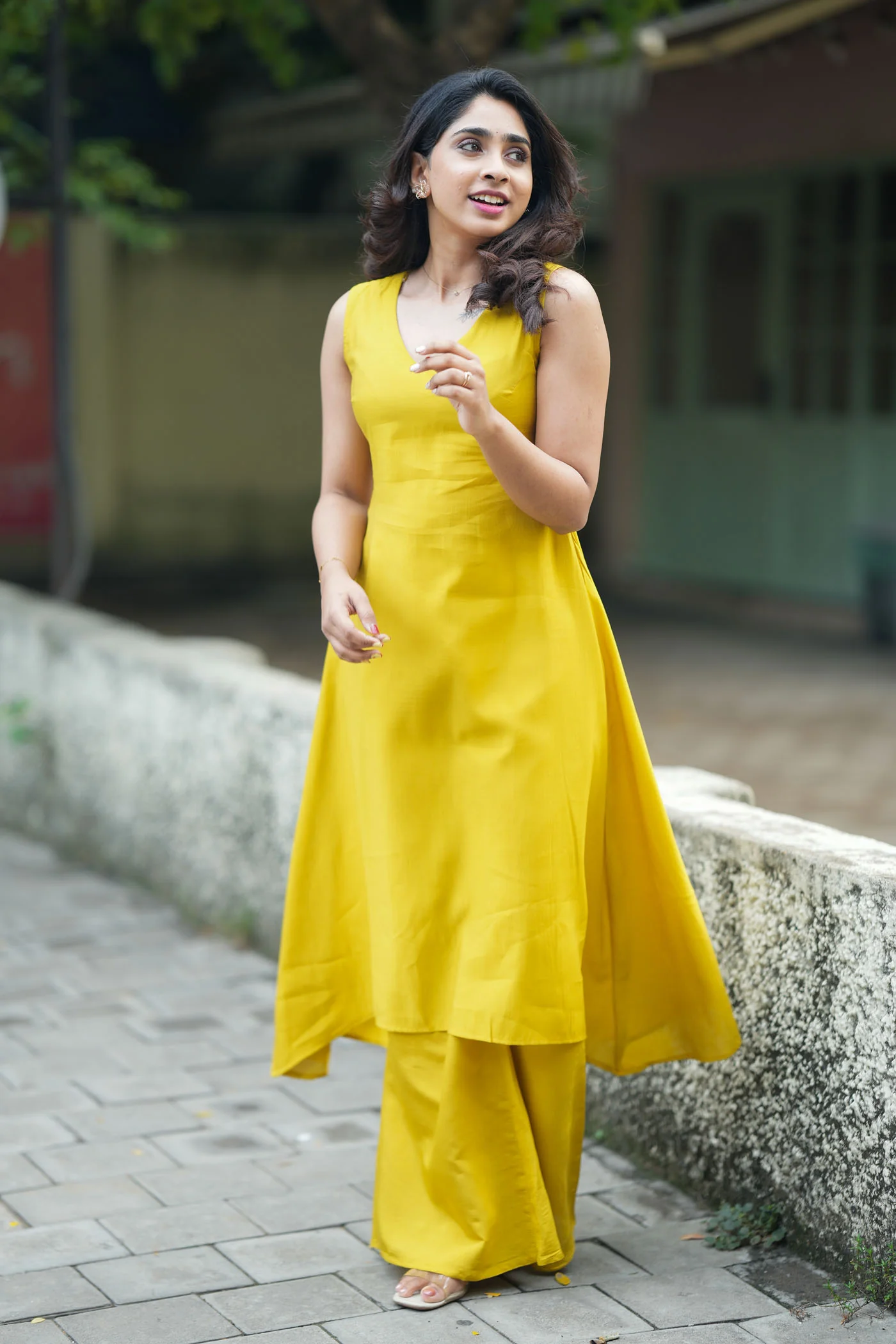Nandhitha Yellow Kurta Set - Image 3