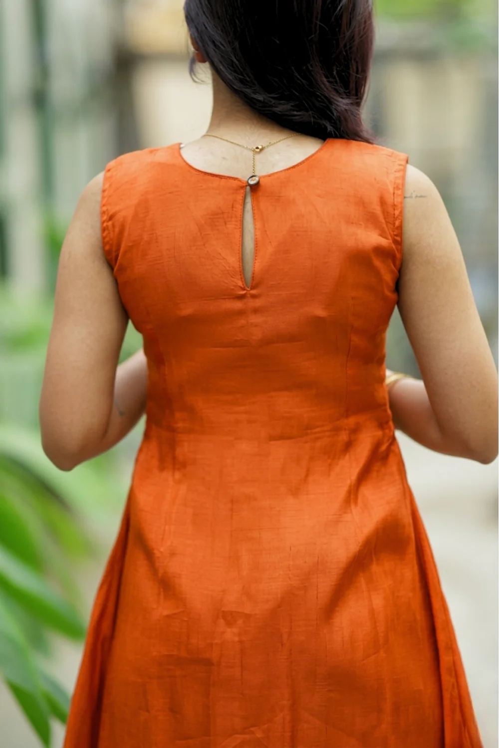 Nandhitha Rust Orange Kurta Set ( Set of 2) - Image 4