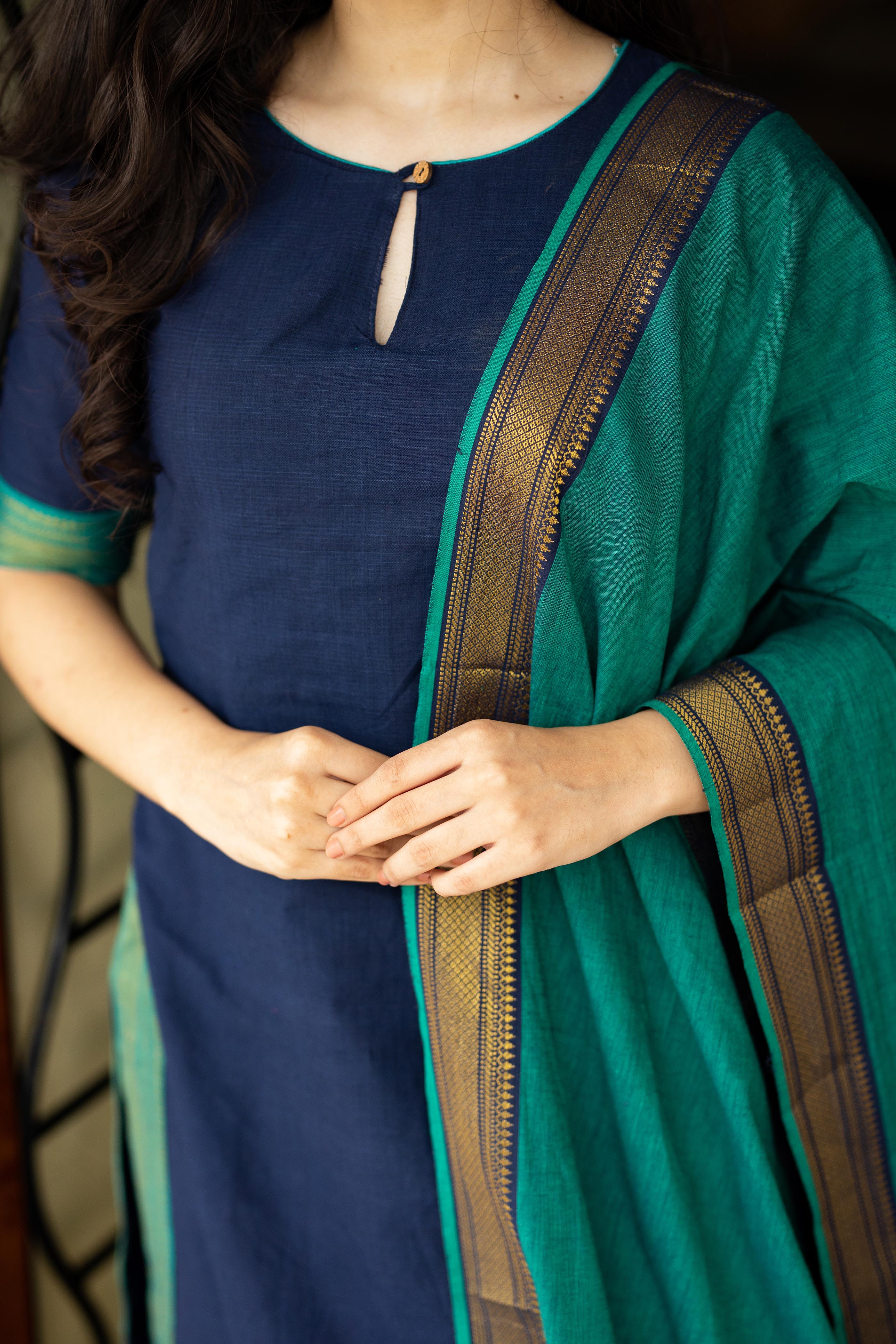 Manjari Blue - Image 3