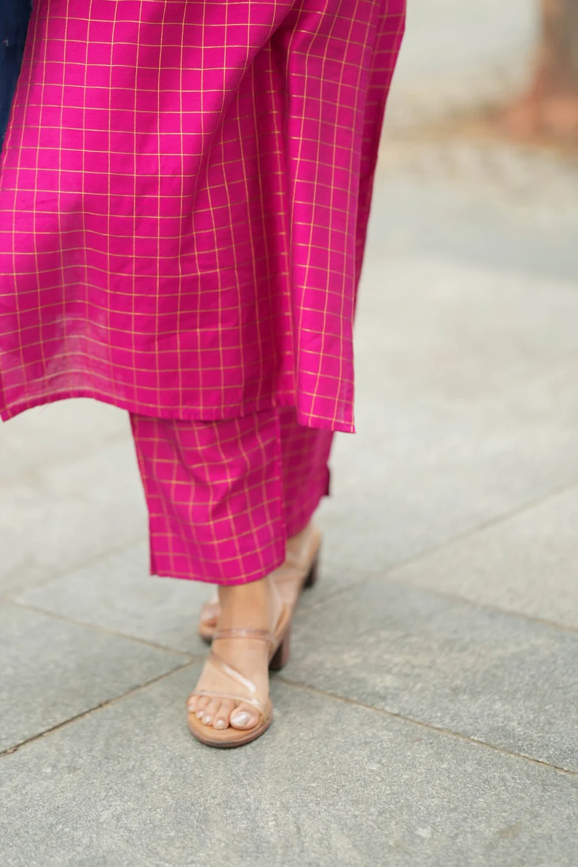 Navya Magenta Kurti Set (Set of 2) - Image 6