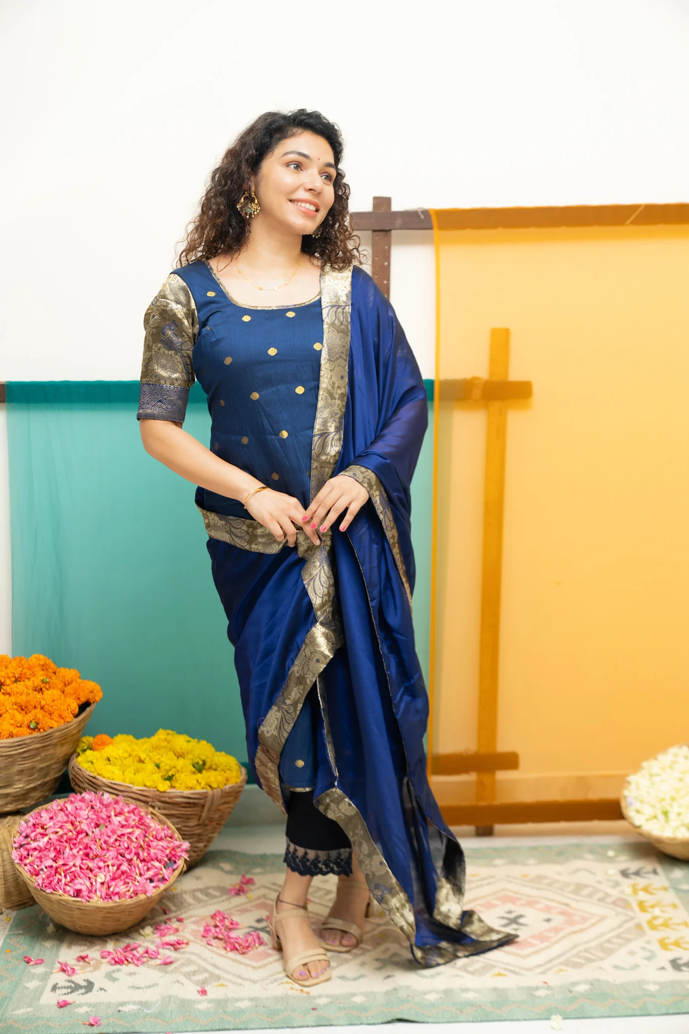 Nikitha Navy Blue Kurti Set - Image 5