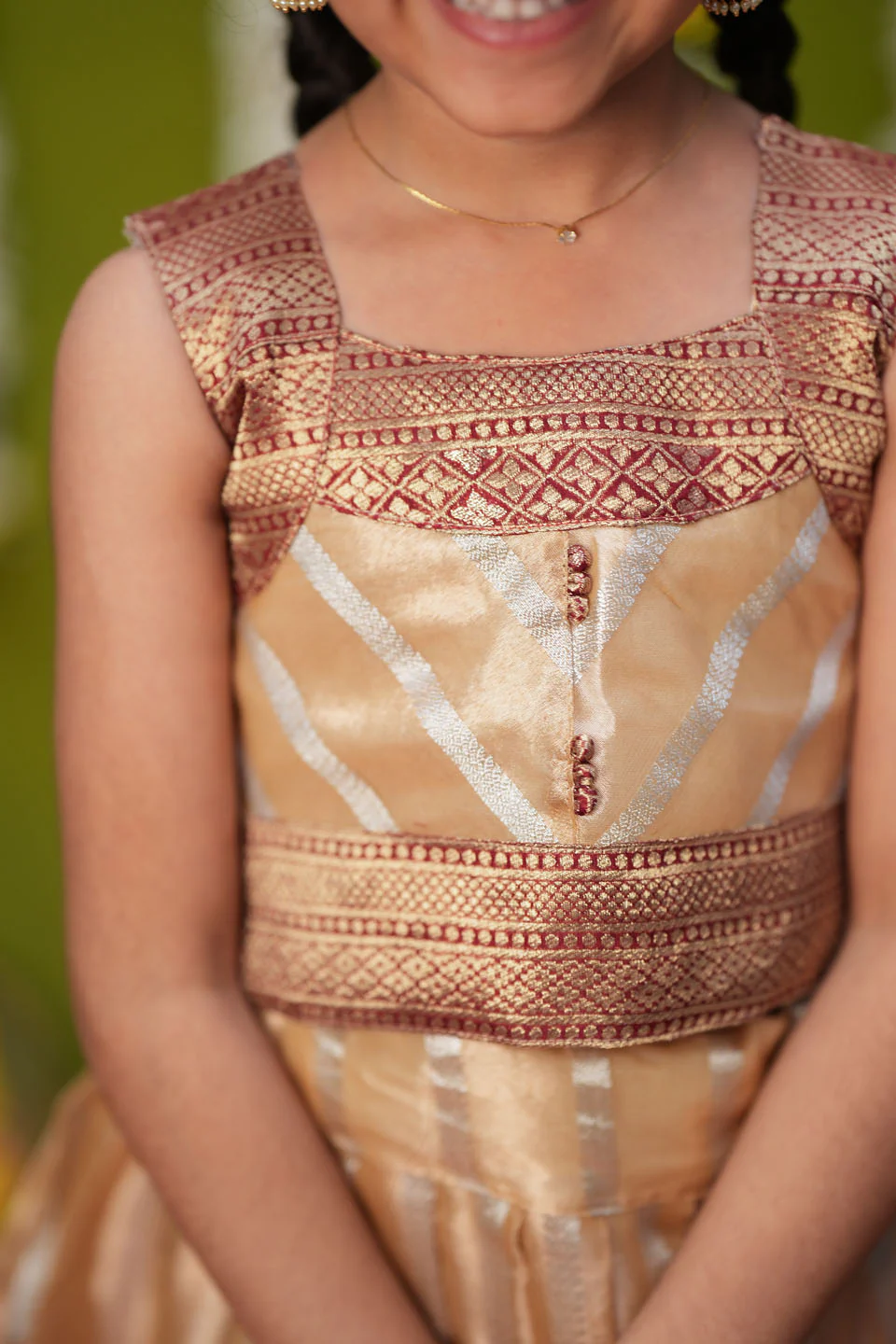 Pavitra Beige Organza Top & Skirt Mini - Image 3
